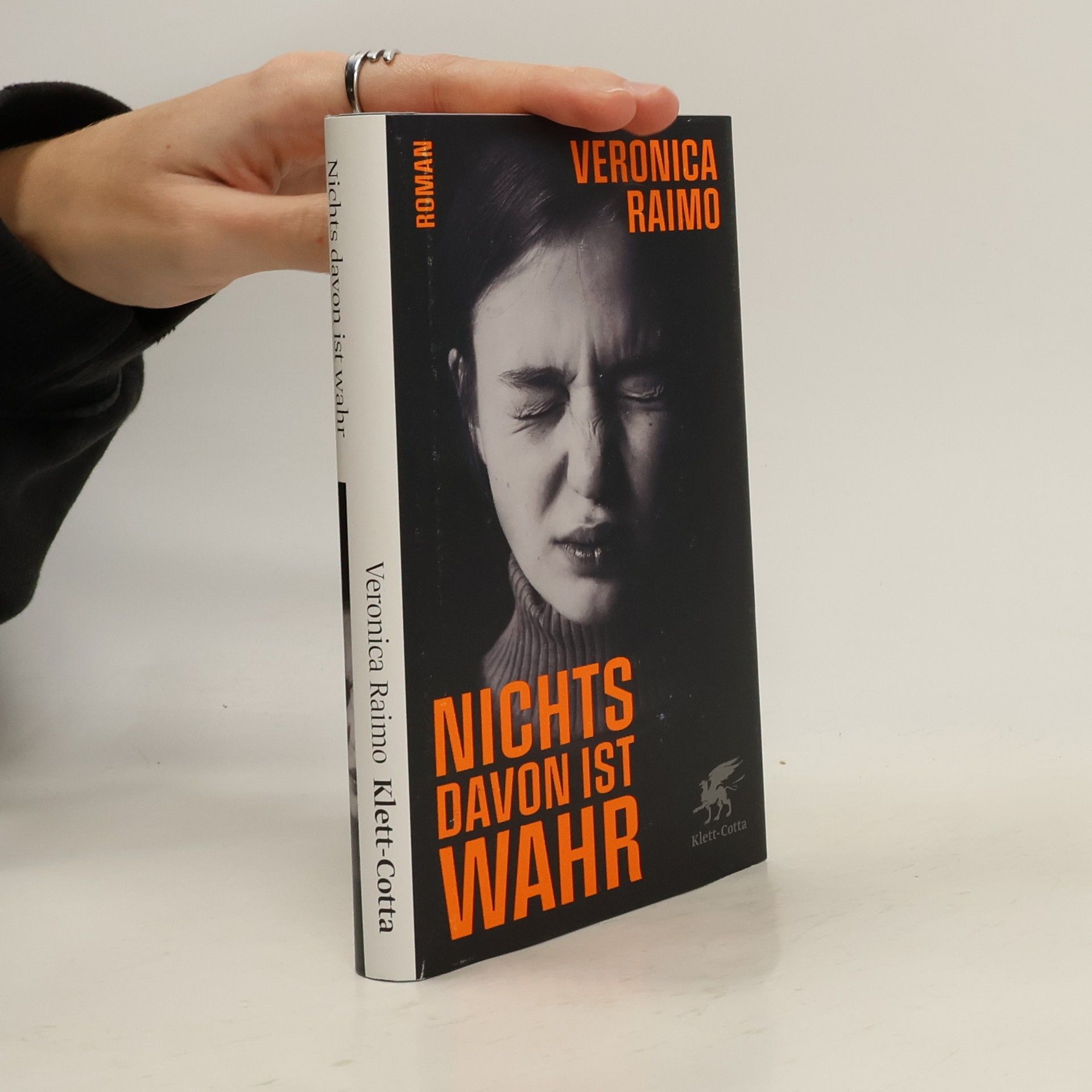 Veronica Raimo Nichts davon ist wahr