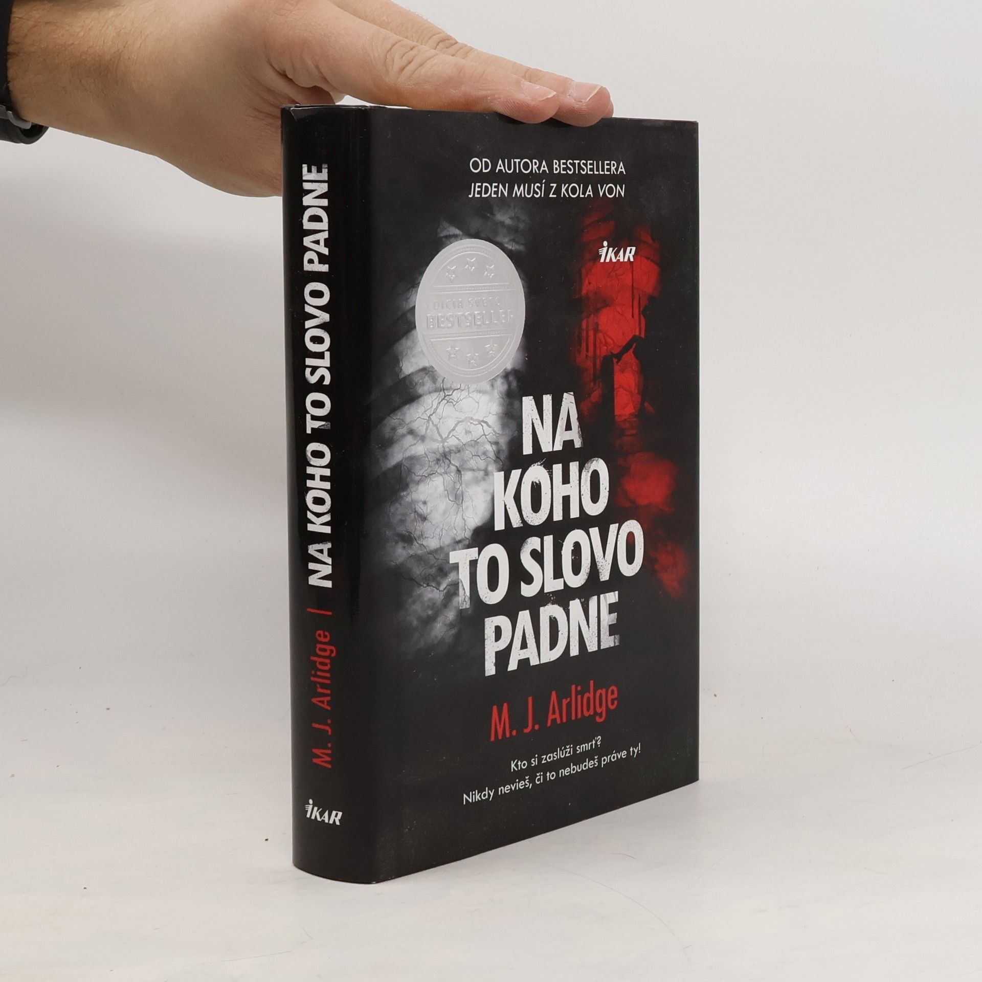 M. J. Arlidge Na koho to slovo padne