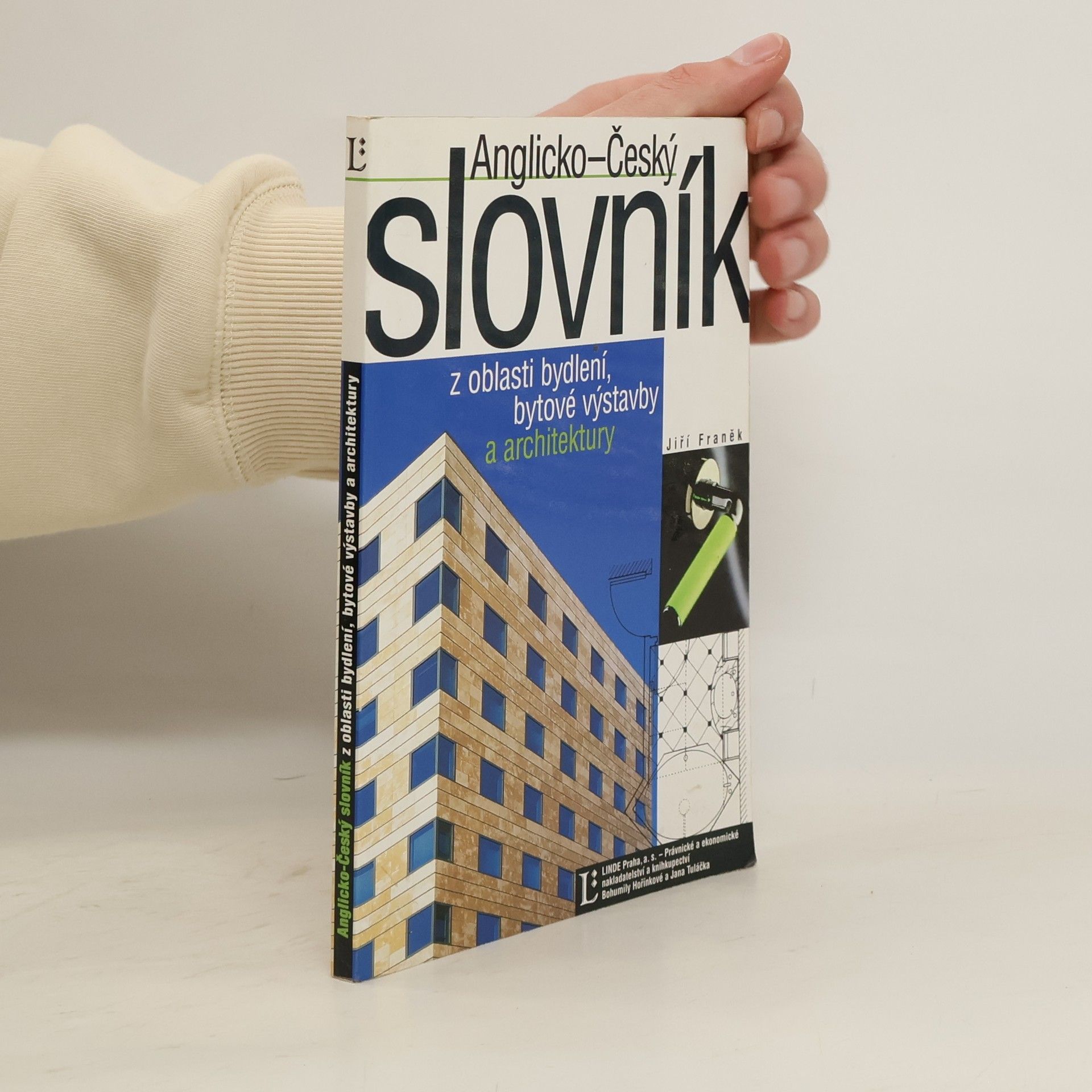 Anglicko-český slovník z oblasti bydlení, bytové výstavby a architektury = English-Czech dictionary of housing, housing construction and architecture