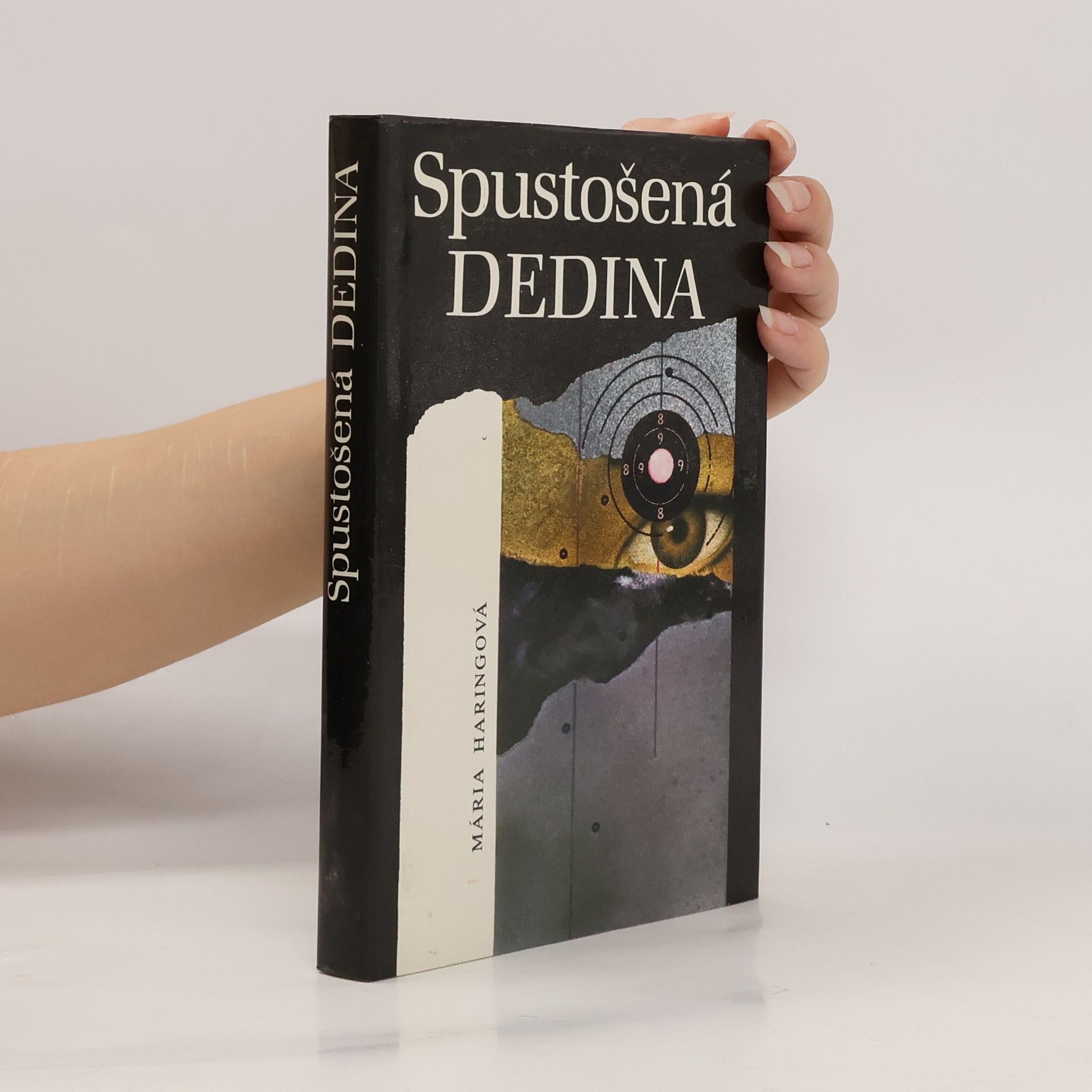 Mária Haringová Spustošená dedina