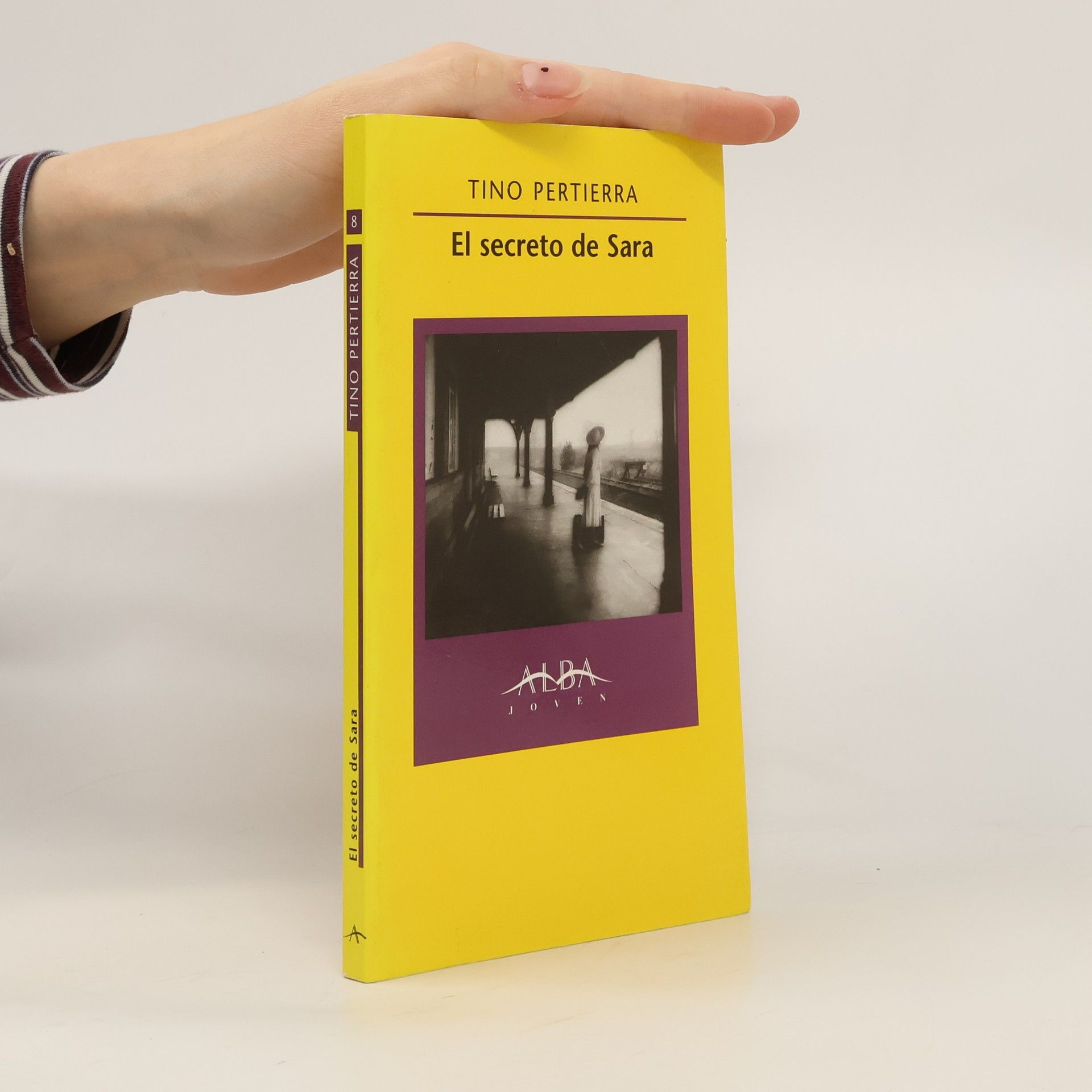 Tino Pertierra Alba Joven - 8: El secreto de Sara