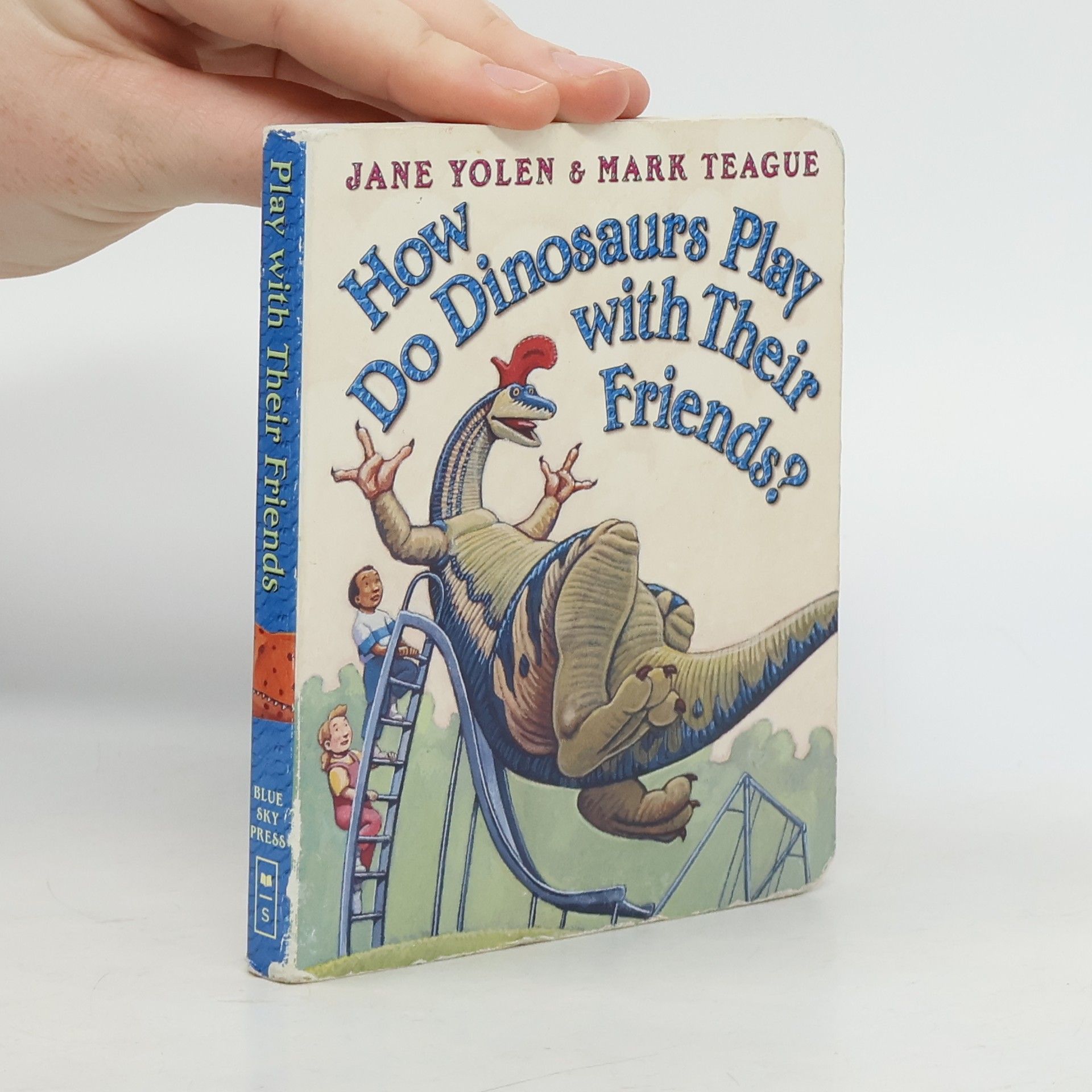 How Do Dinosaurs Play with Their Friends?