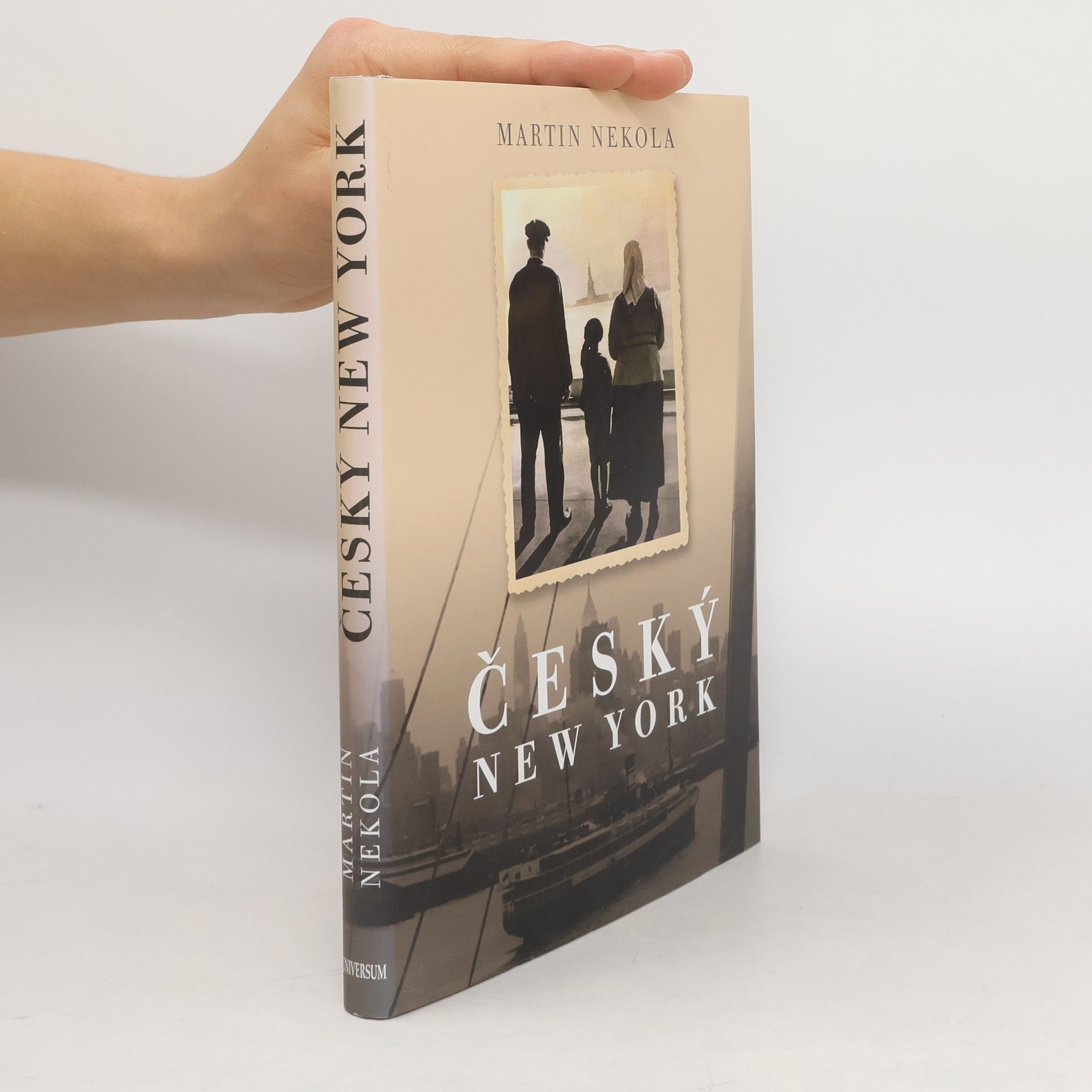 Martin Nekola Český New York