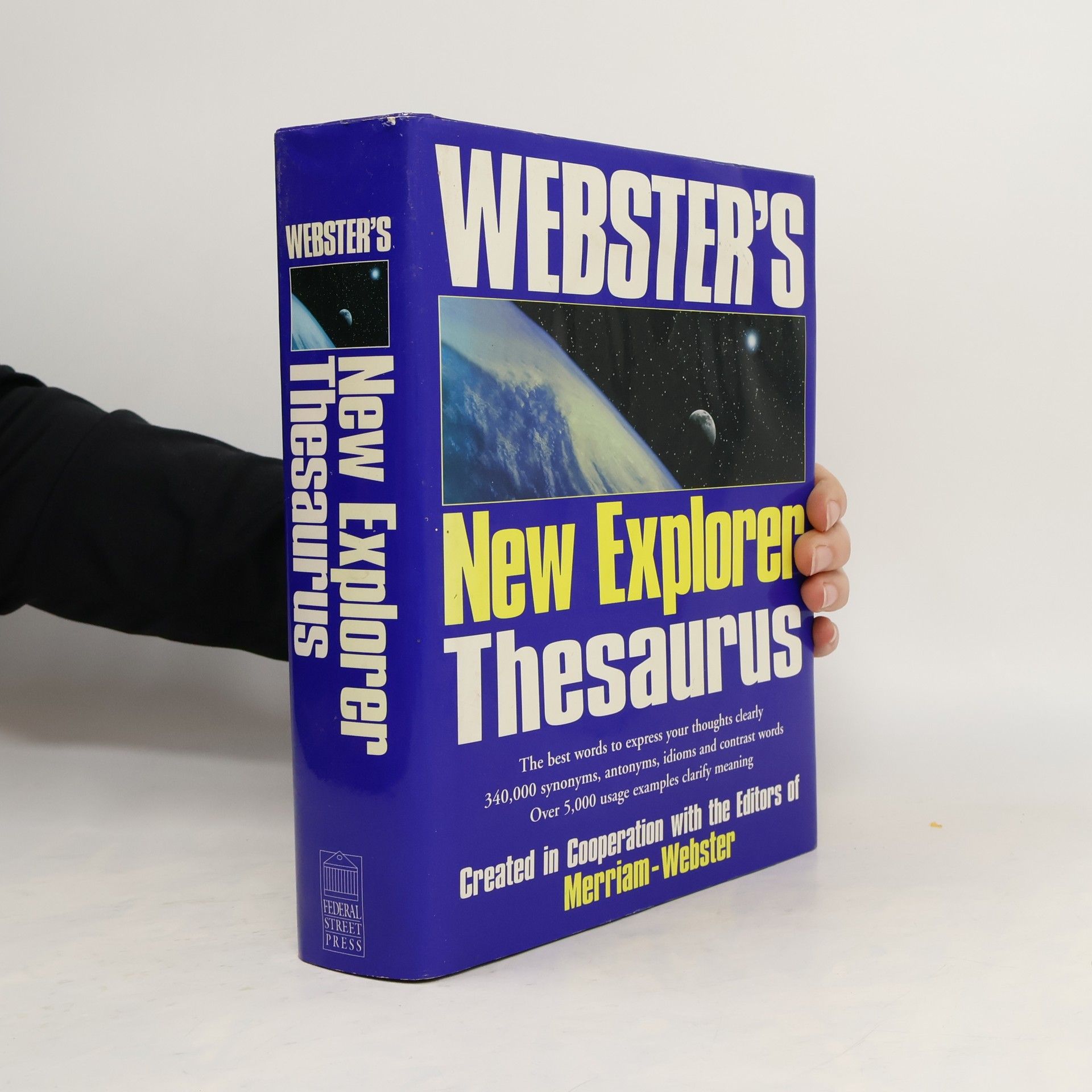Webster's New Explorer Thesaurus