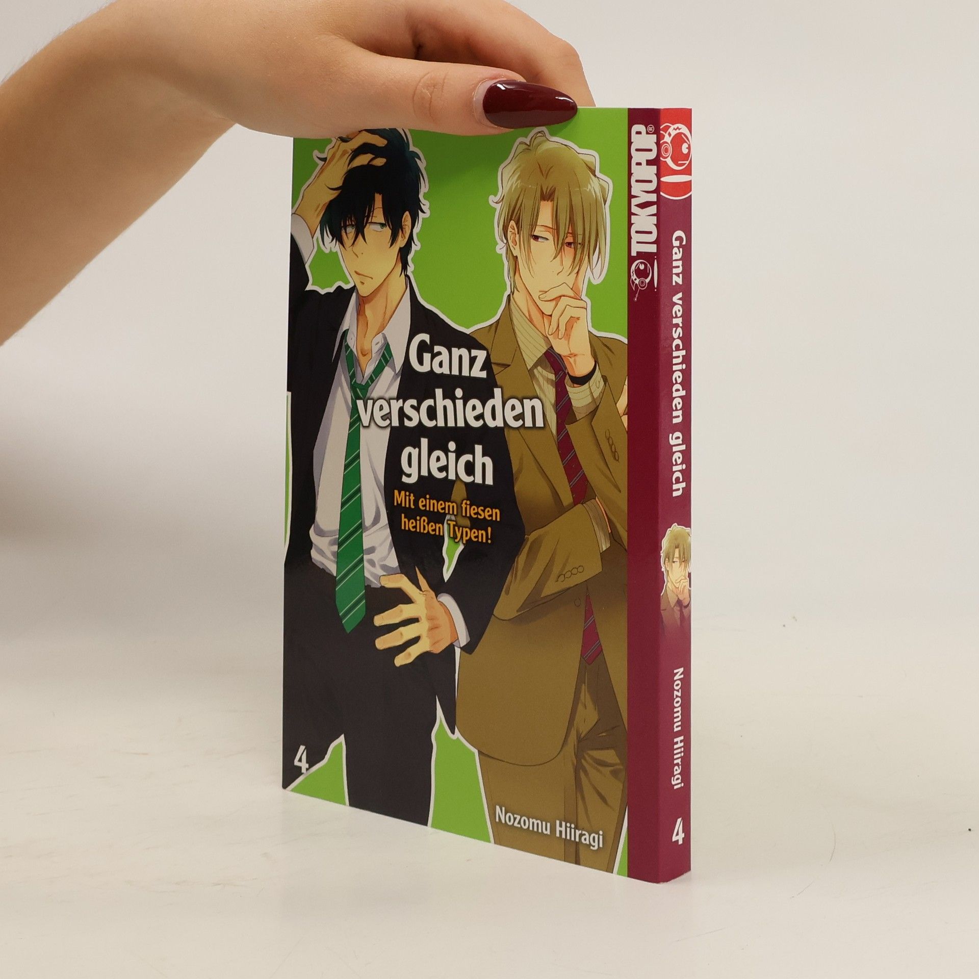 Nozomu Hiiragi Ganz verschieden gleich 4