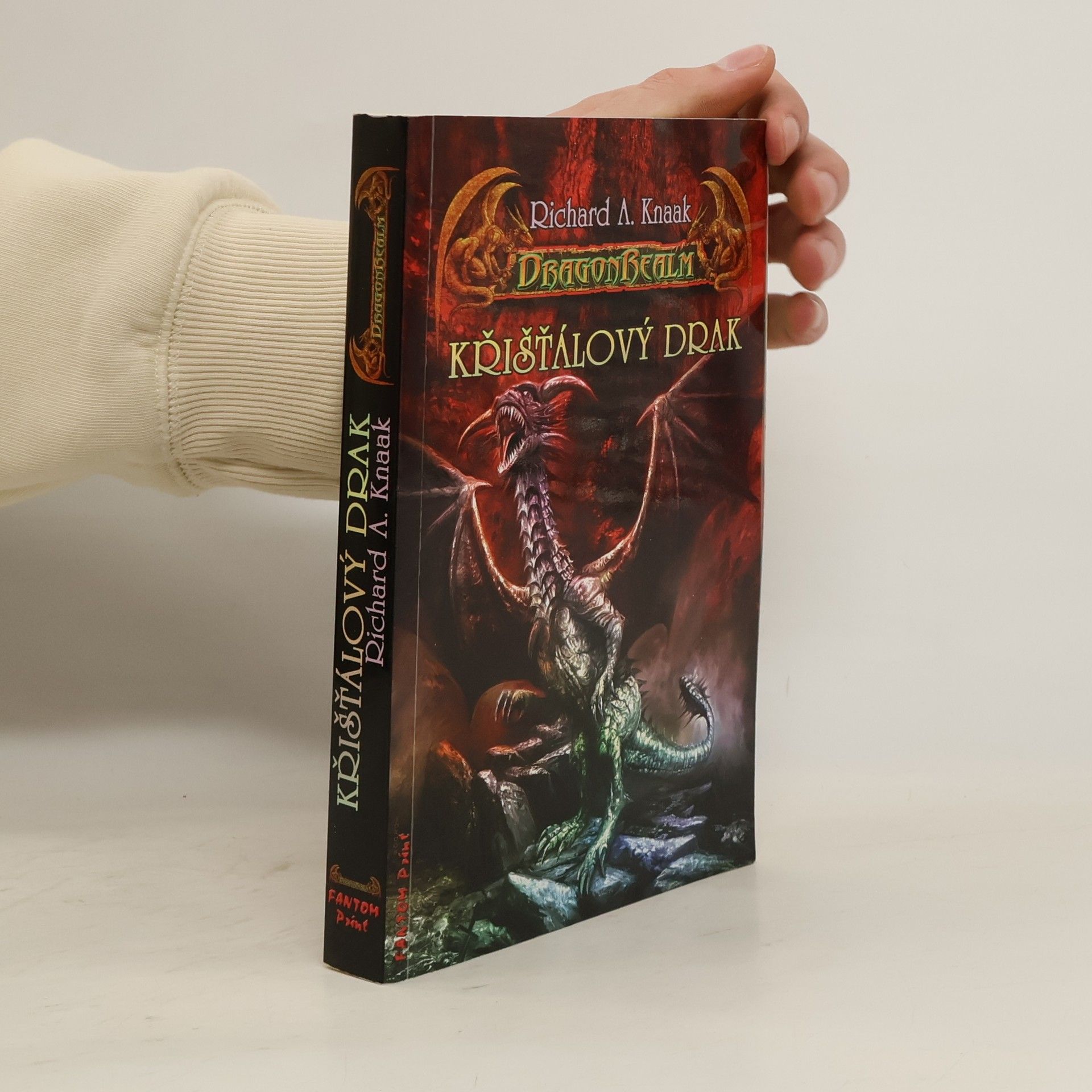 Richard A. Knaak Křišťálový drak