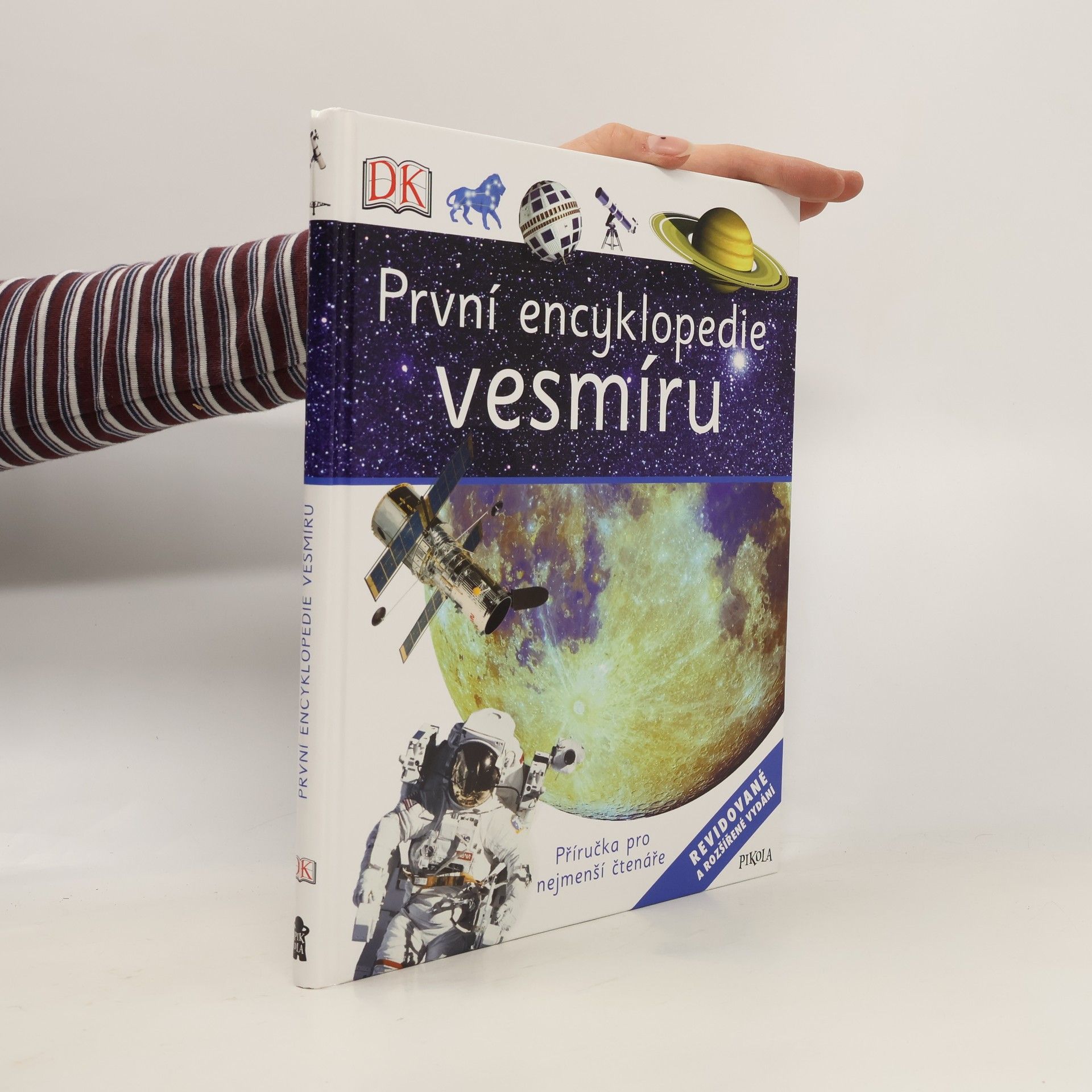 Kolektiv autorů První encyklopedie vesmíru