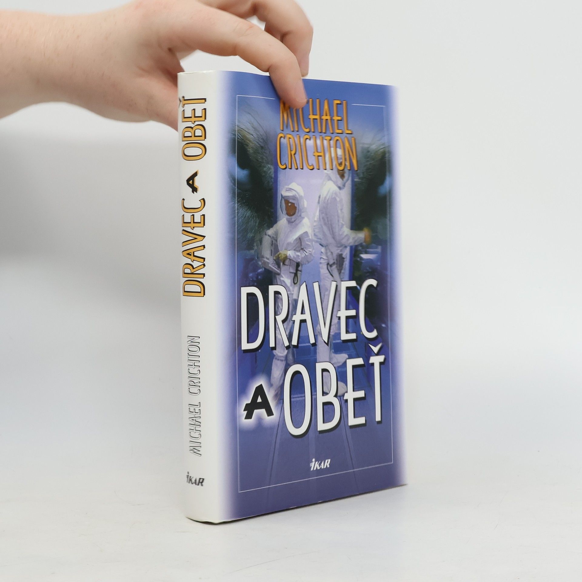 Michael Crichton Dravec a obeť