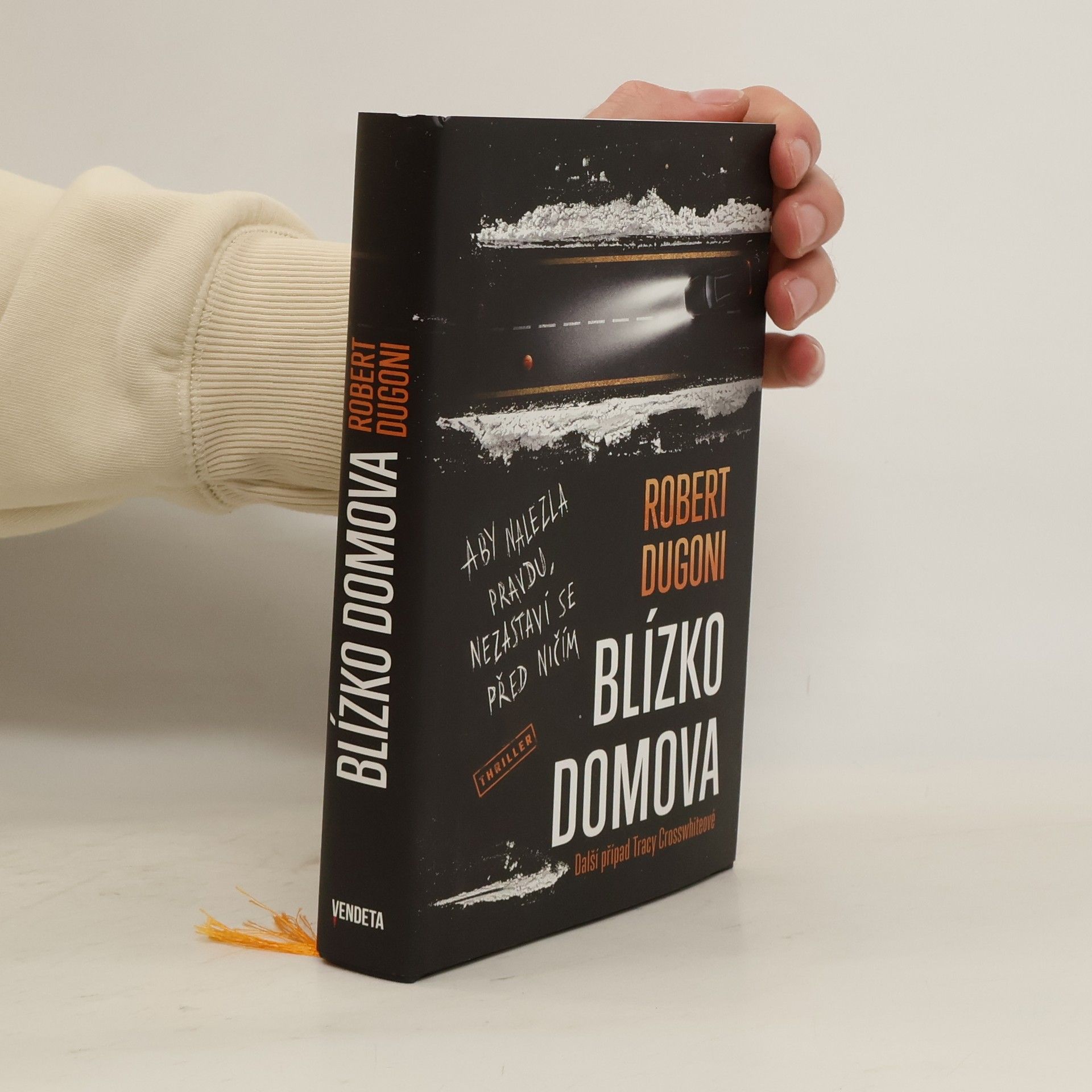 Robert Dugoni Blízko domova