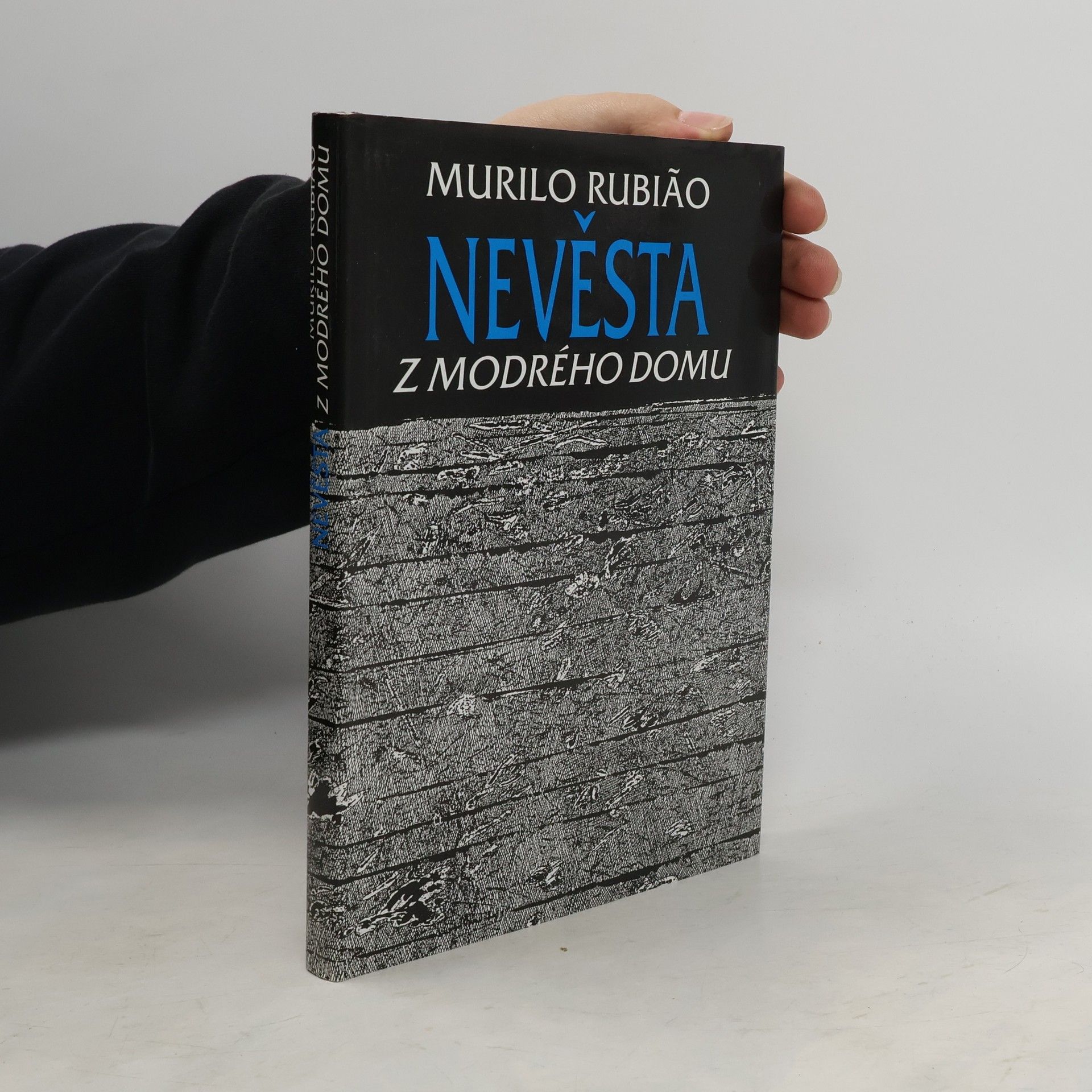 Nevěsta z modrého domu