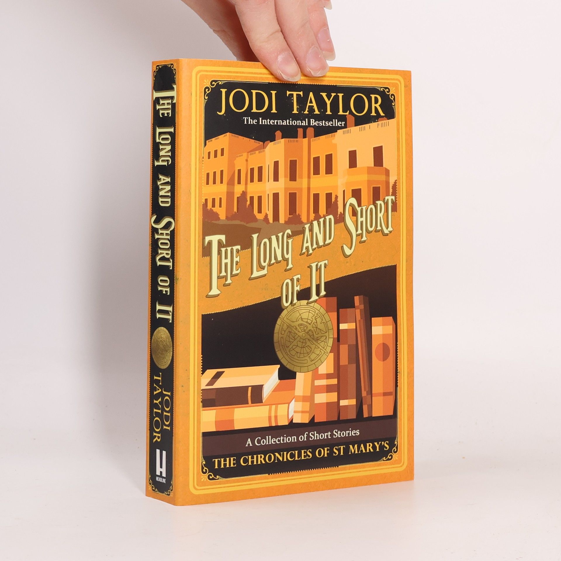 Jodi Taylor The Long and the Short of It