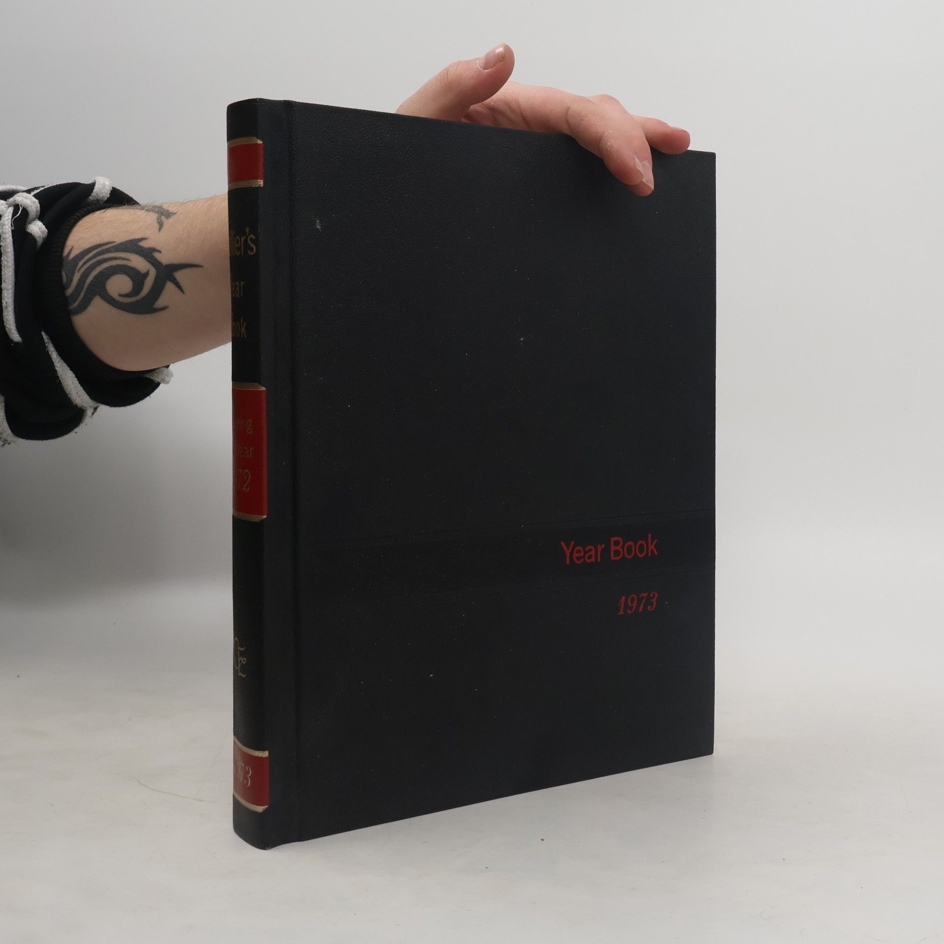 Kolektív autorov Collier's Year Book 1973