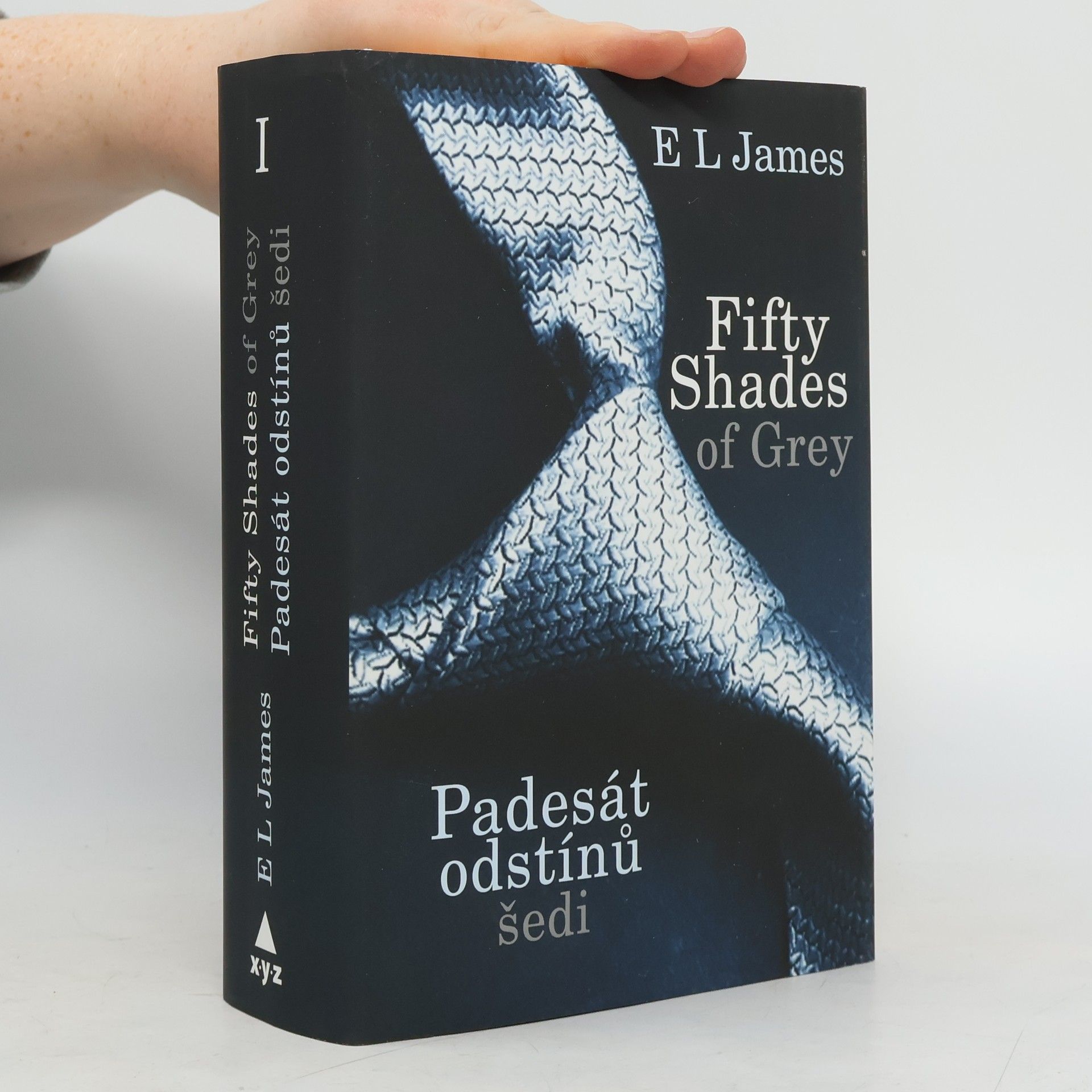 E L James Padesát odstínů šedi