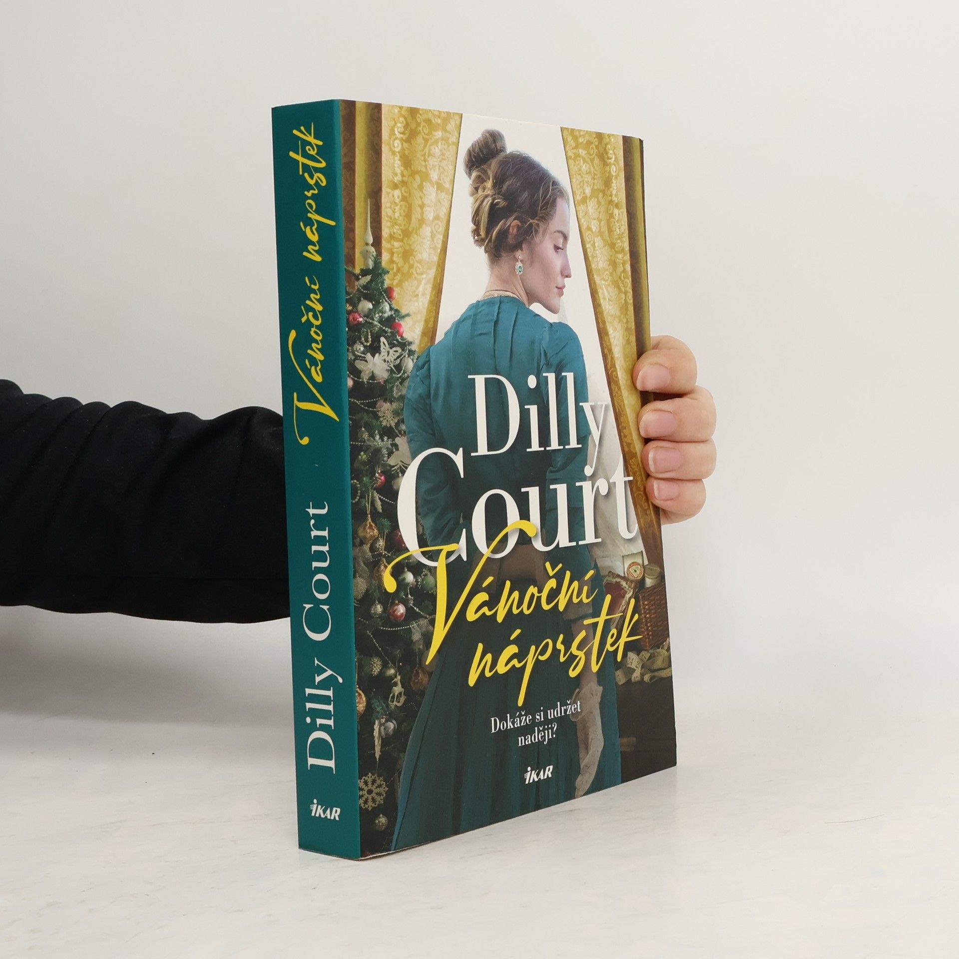 Dilly Court Vánoční náprstek