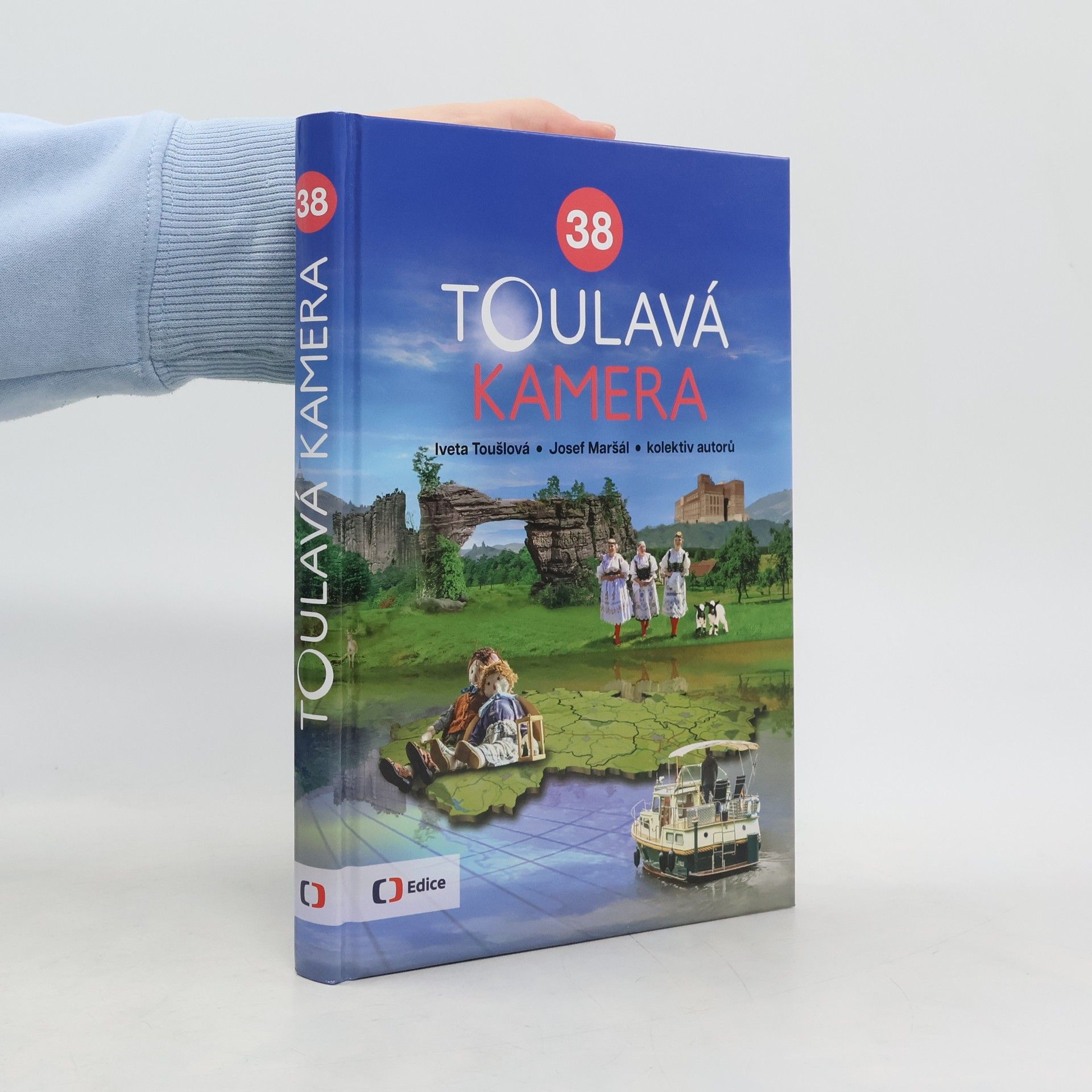 Kolektiv autorů Toulavá kamera 38
