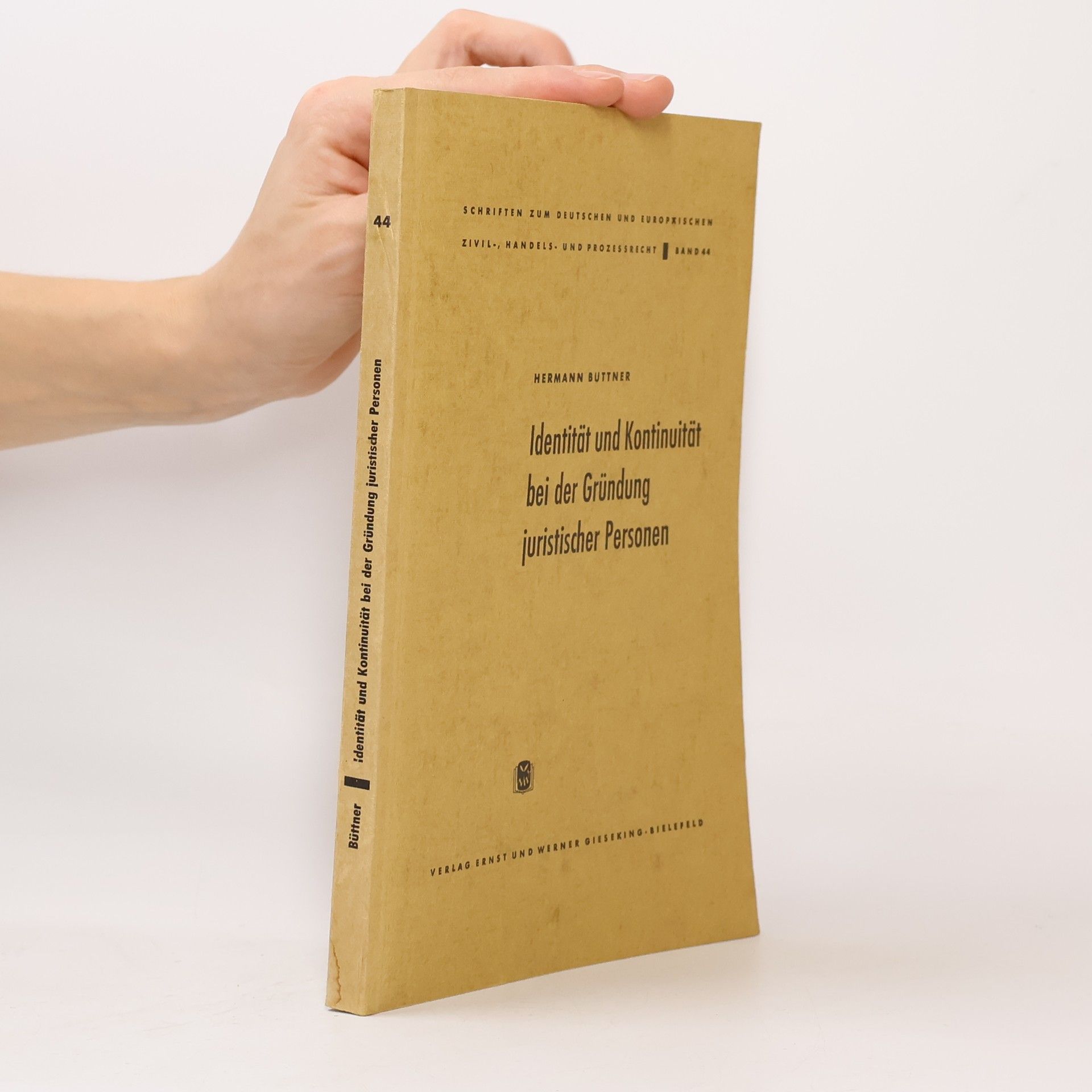 Hermann Büttner Identität und Kontinuität bei der Gründung juristischer Personen