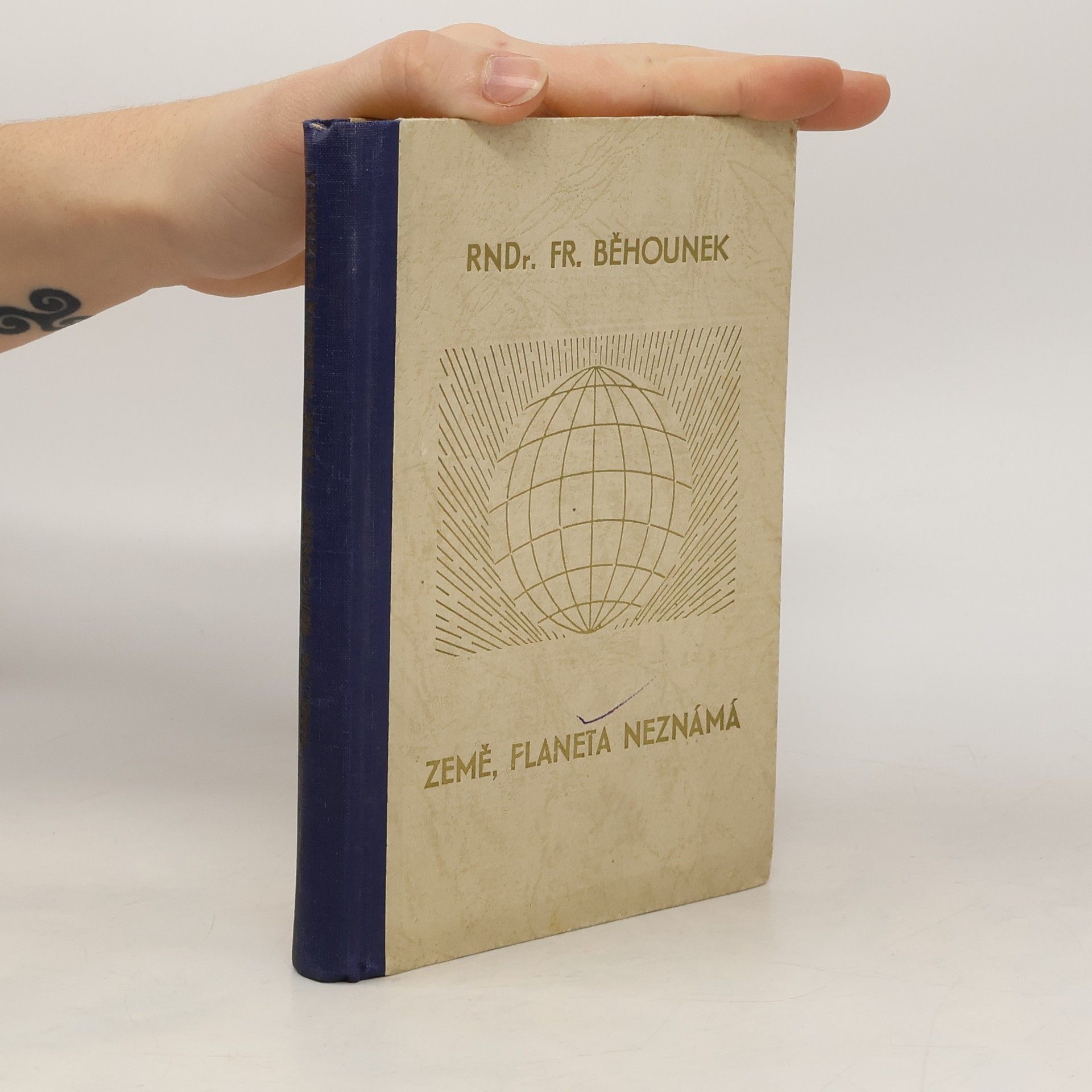 Země, planeta neznámá