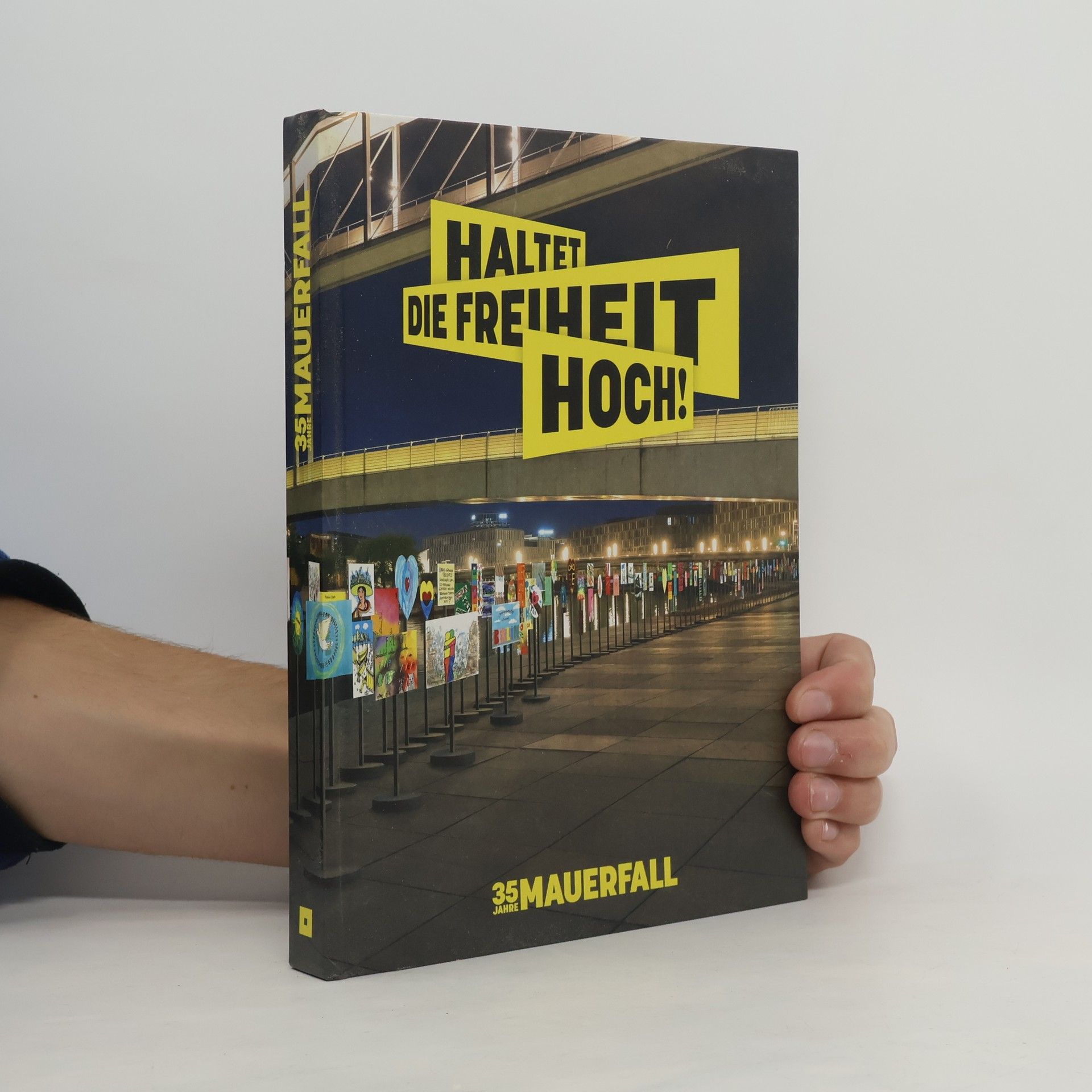 Autorenkollektiv Haltet die Freiheit Hoch