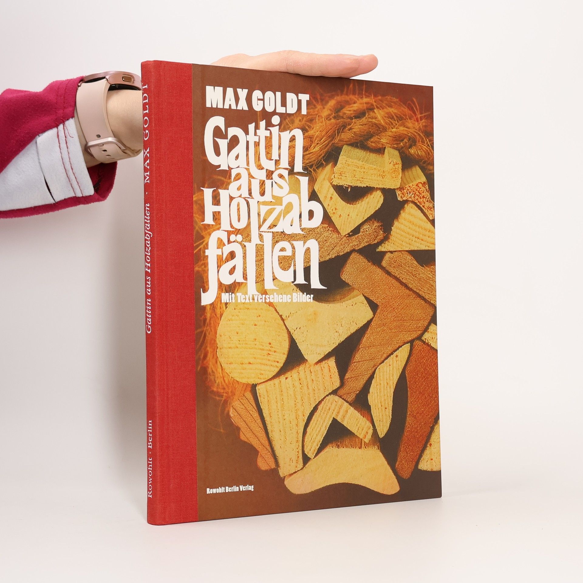 Max Goldt Gattin aus Holzabfällen