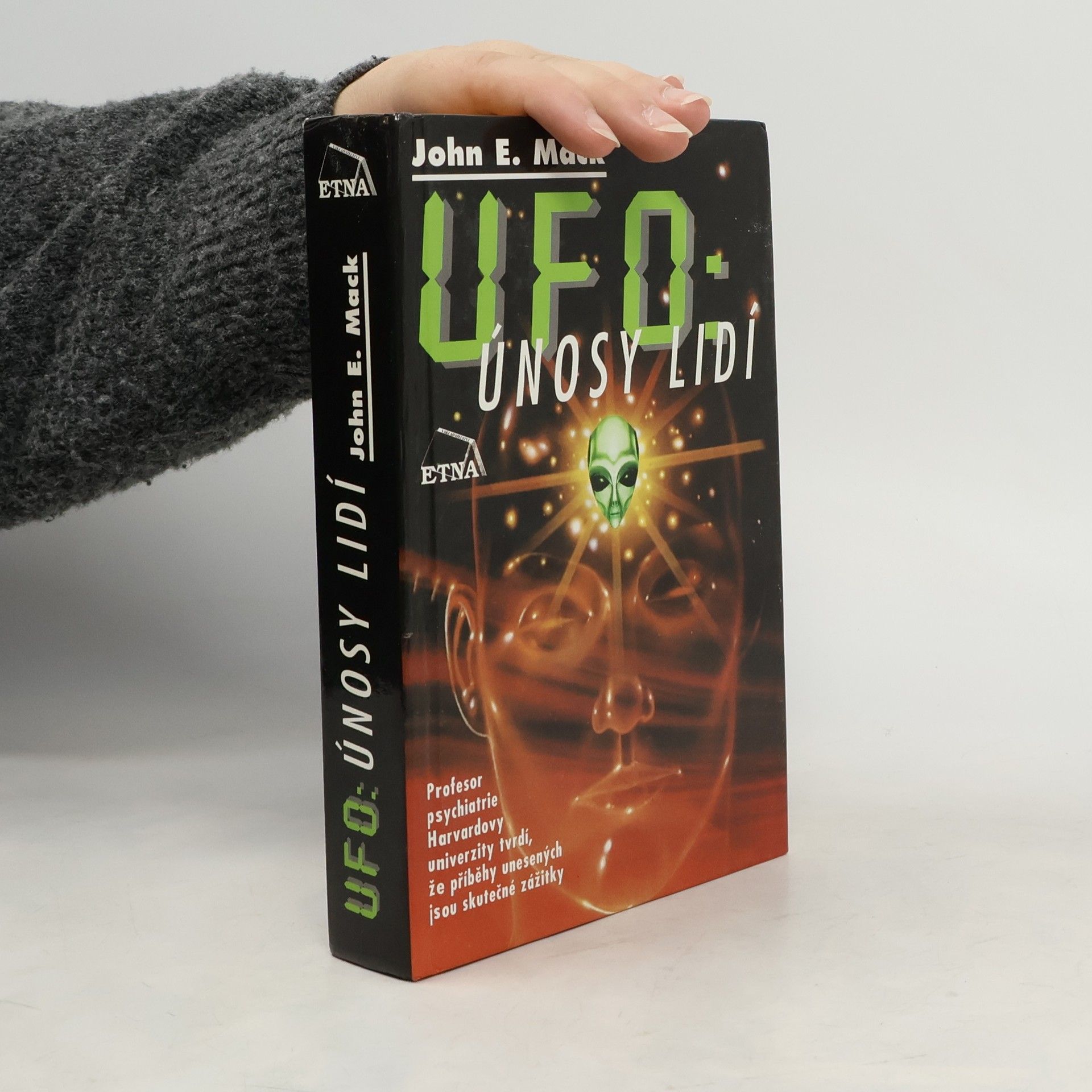 John E. Mack UFO - Únosy lidí