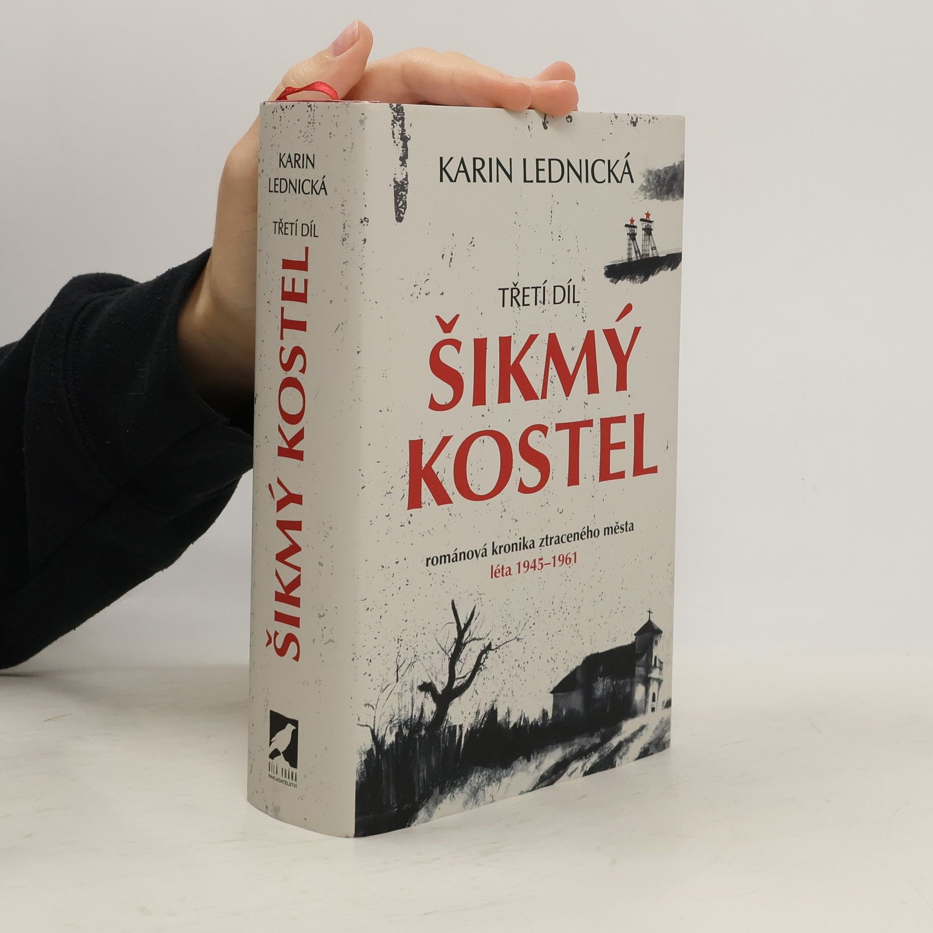 Karin Lednická Šikmý kostel 3