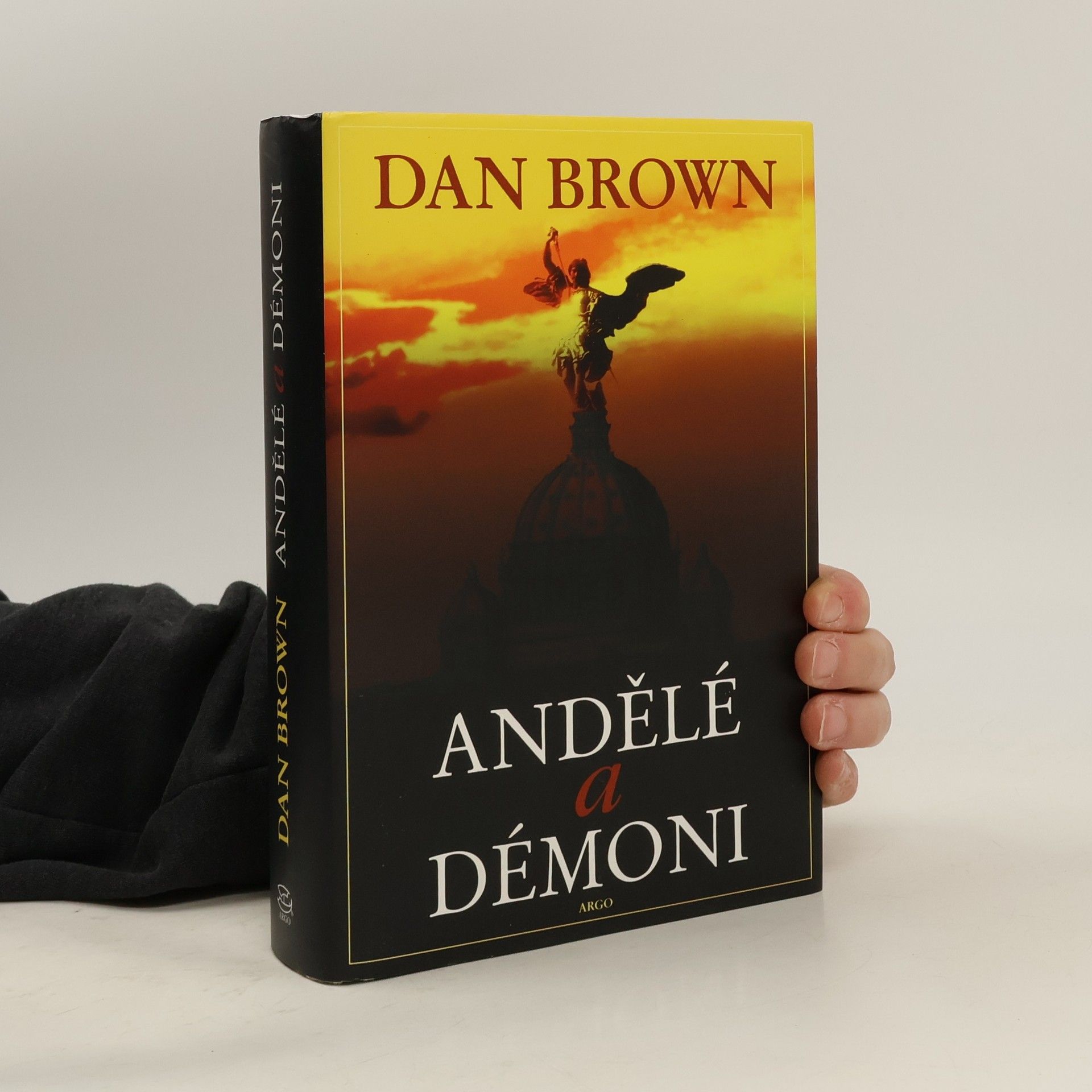 Dan Brown Andělé a démoni