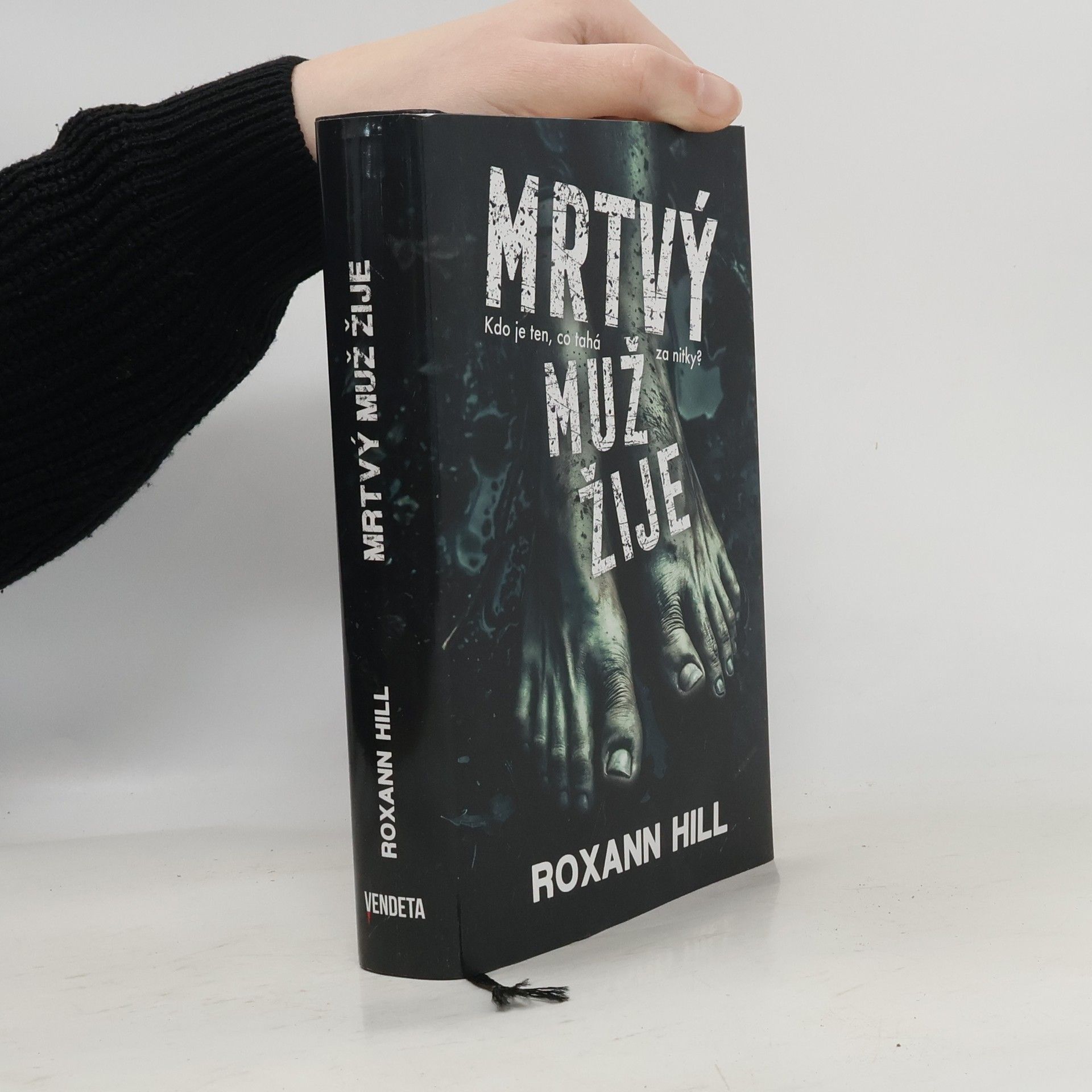 Roxann Hill Mrtvý muž žije