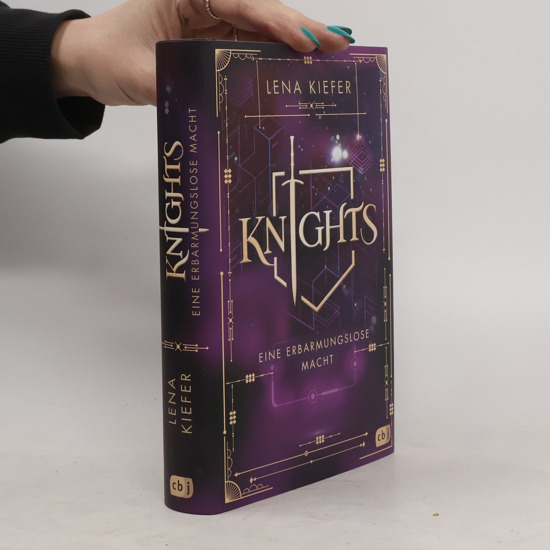 Lena Kiefer Knights. Eine erbarmungslose Macht