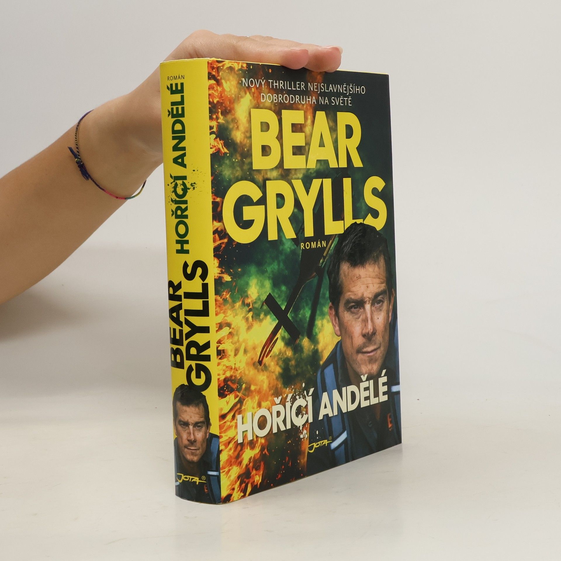 Bear Grylls Hořící andělé