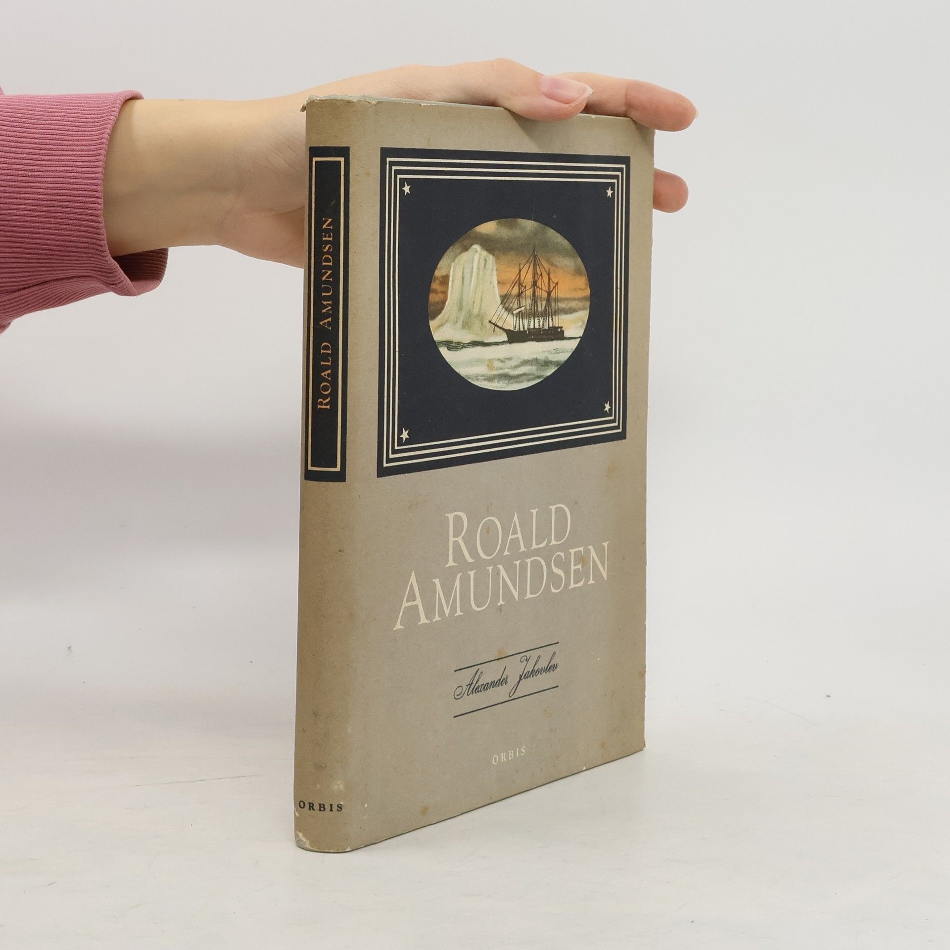 Aleksandr Stepanovič Jakovlev Roald Amundsen