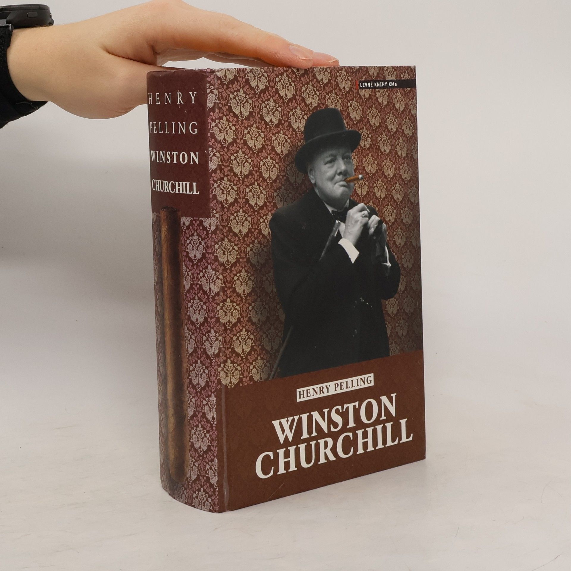 Henry Pelling Winston Churchill