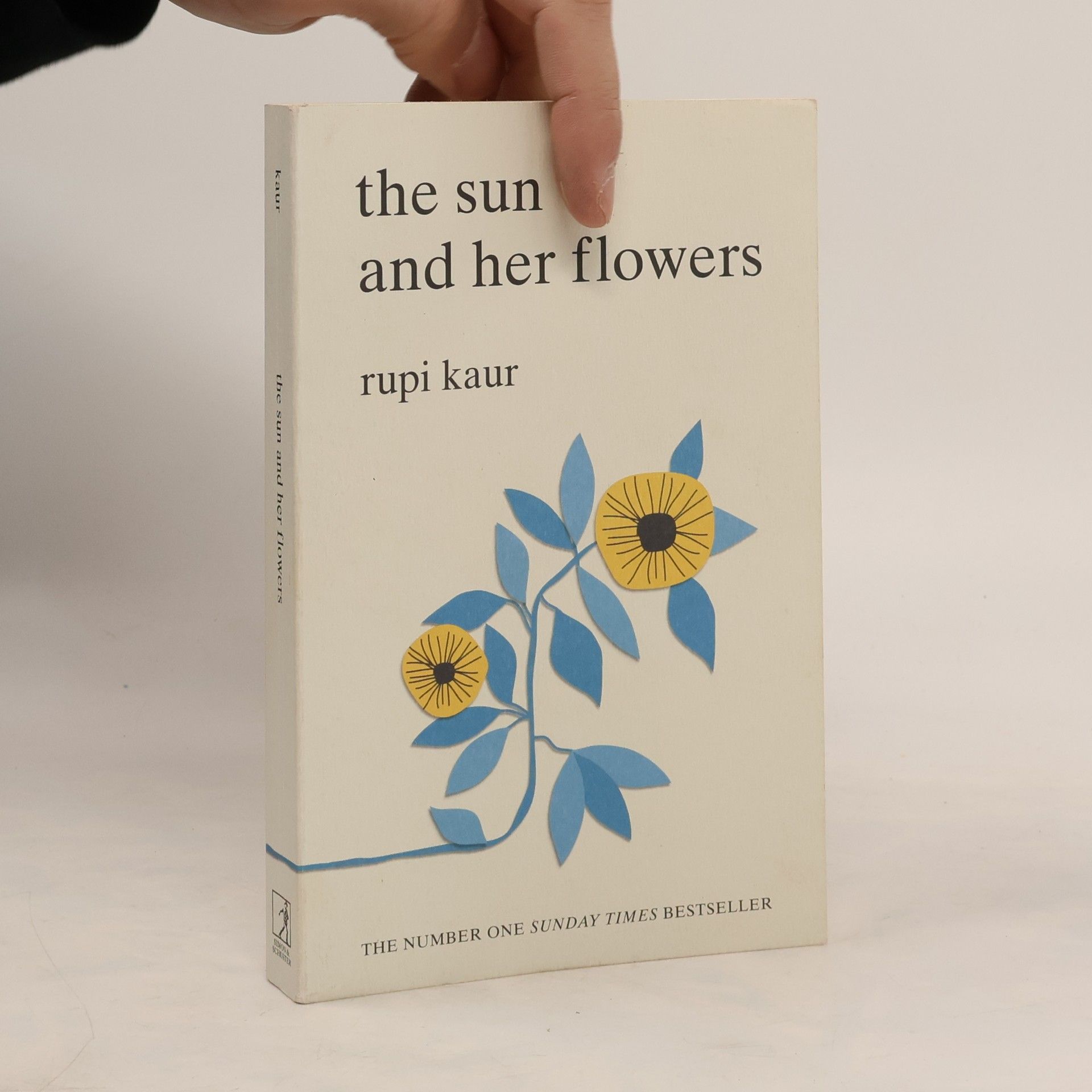 Rupi Kaur The Sun And Her Flowers