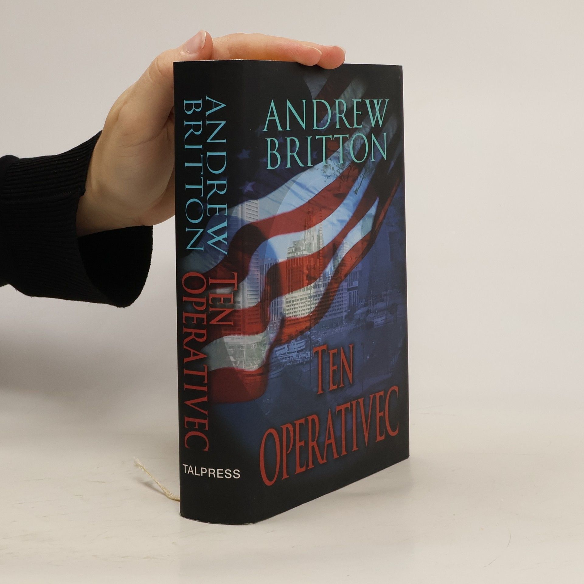 Andrew Britton Ten operativec
