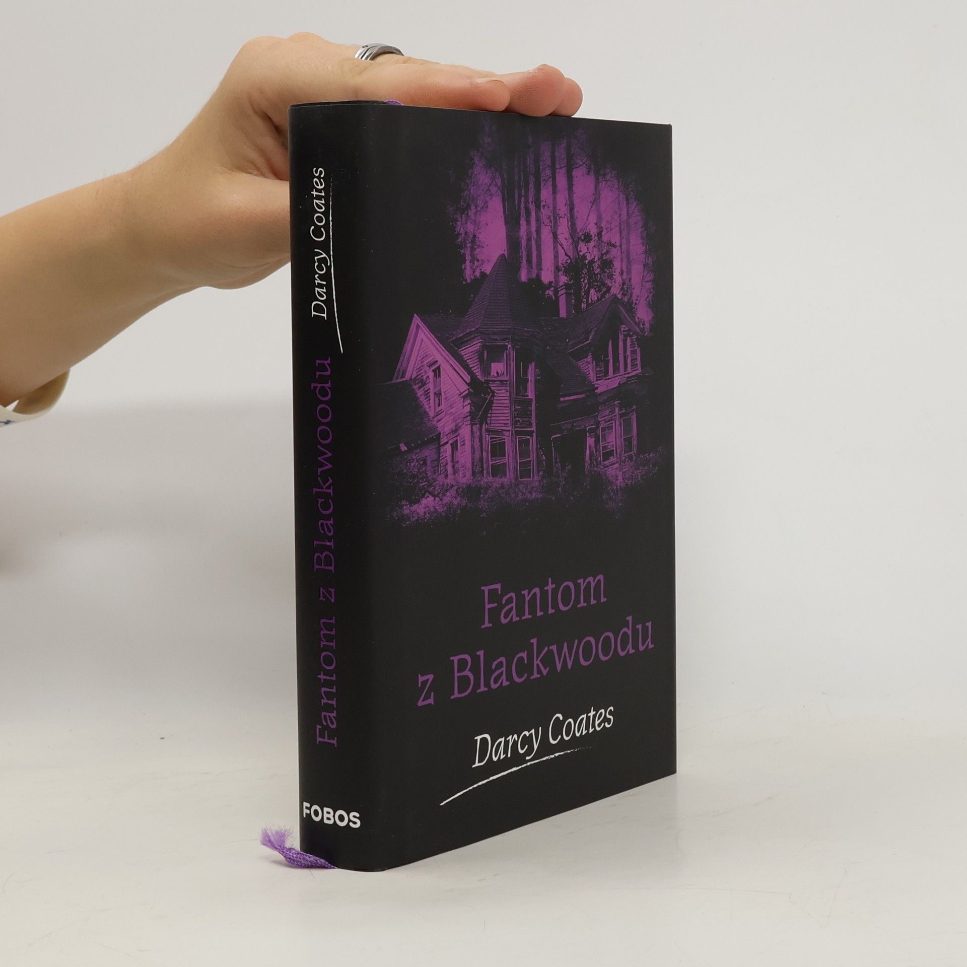 Darcy Coates Fantom z Blackwoodu