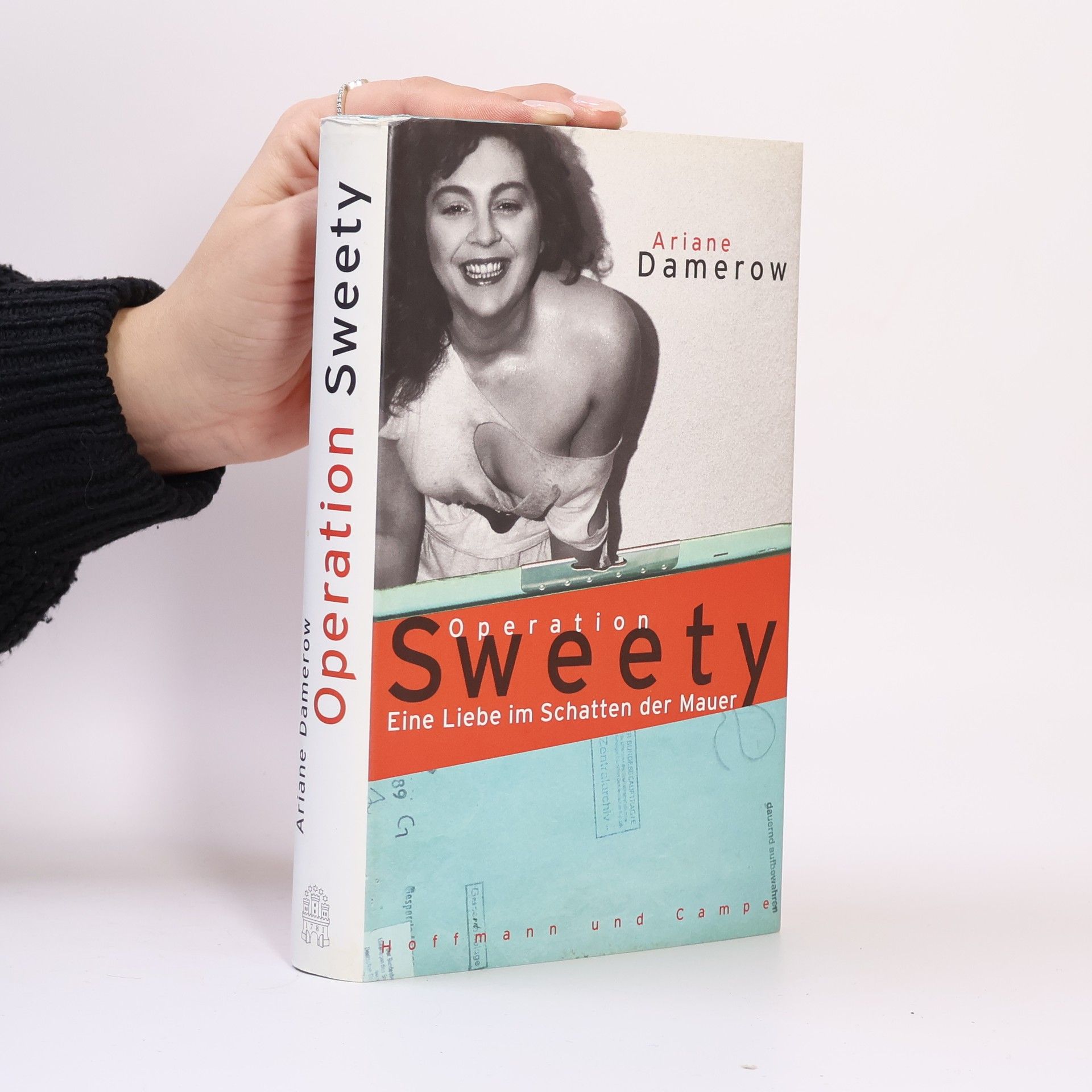 Ariane Damerow Operation "Sweety"