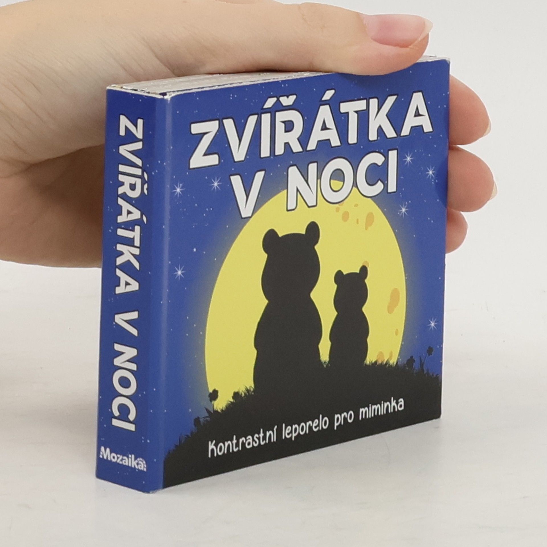Collectif d'auteurs Zvířátka v noci. Kontrastní leporelo pro miminka