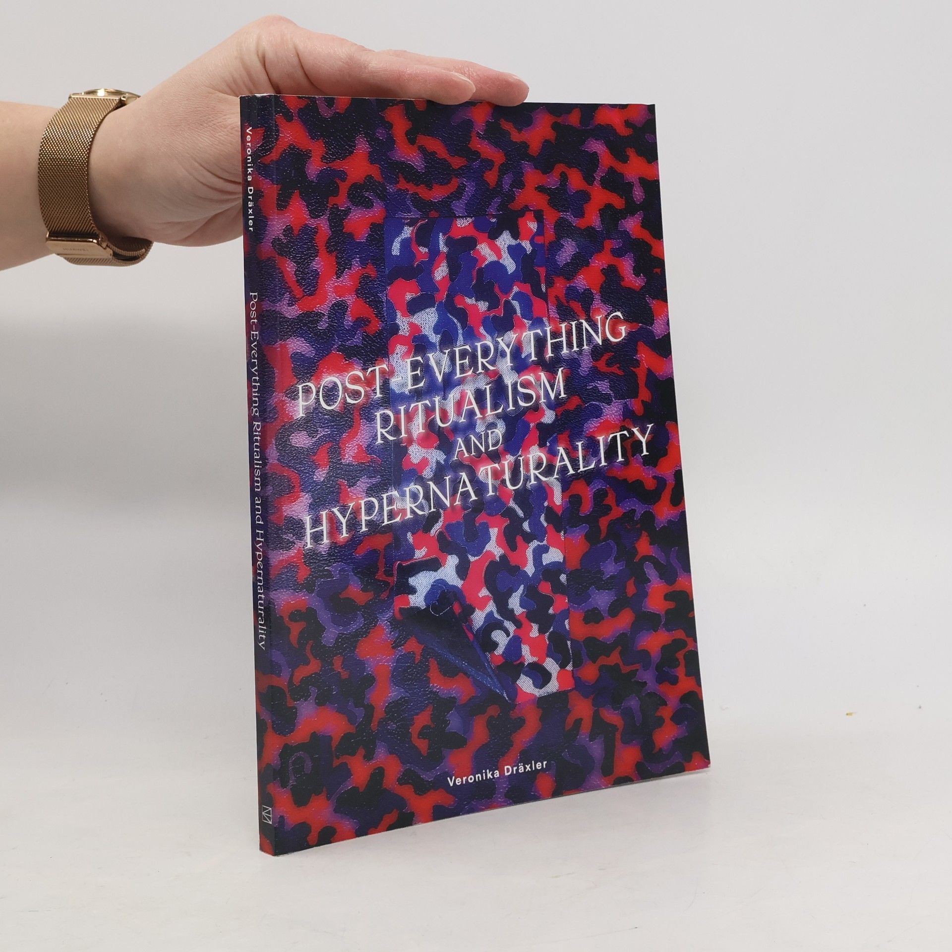 Veronika Dräxler Veronika Dräxler - post-everything ritualism and hypernaturality