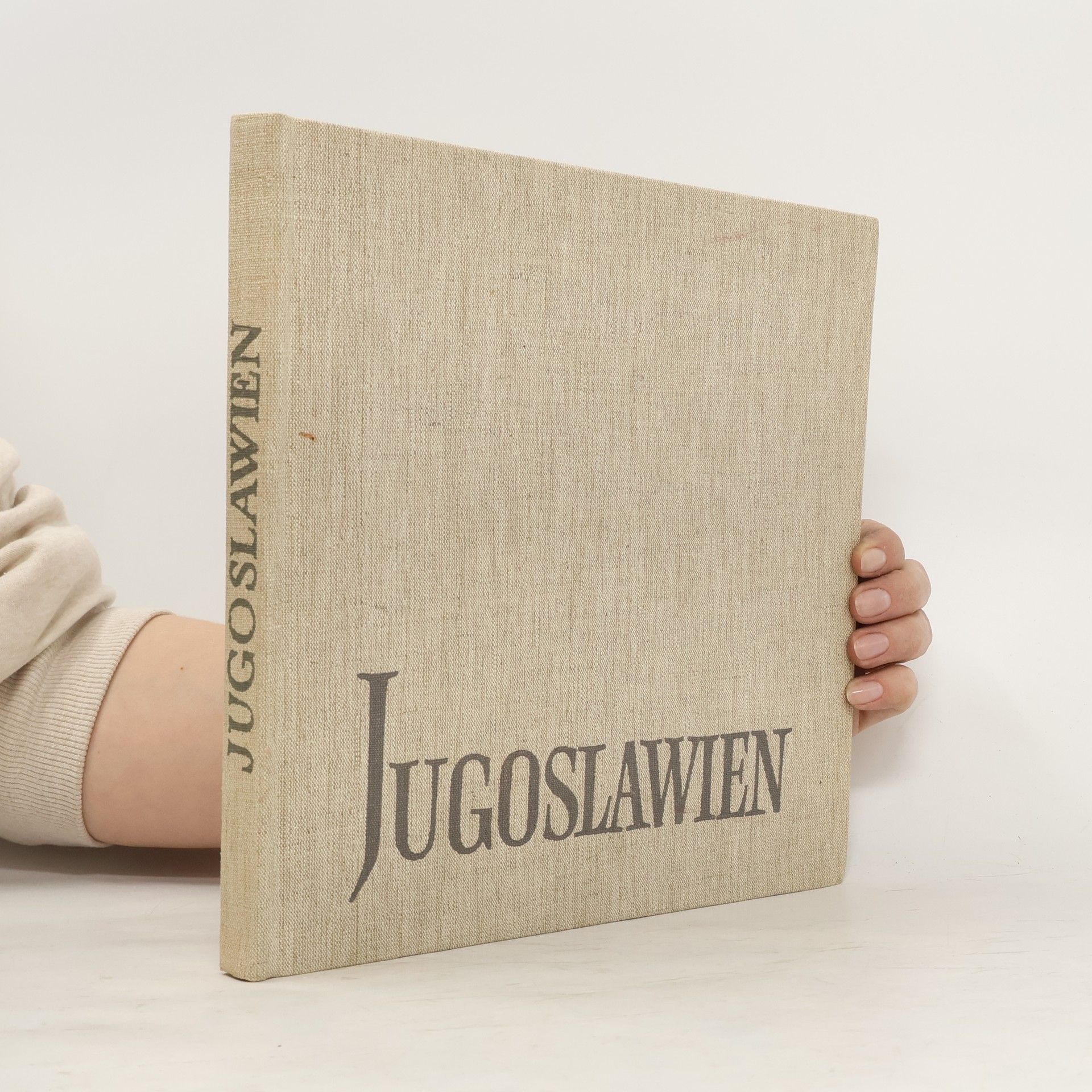 Collectif d'auteurs Jugoslawien