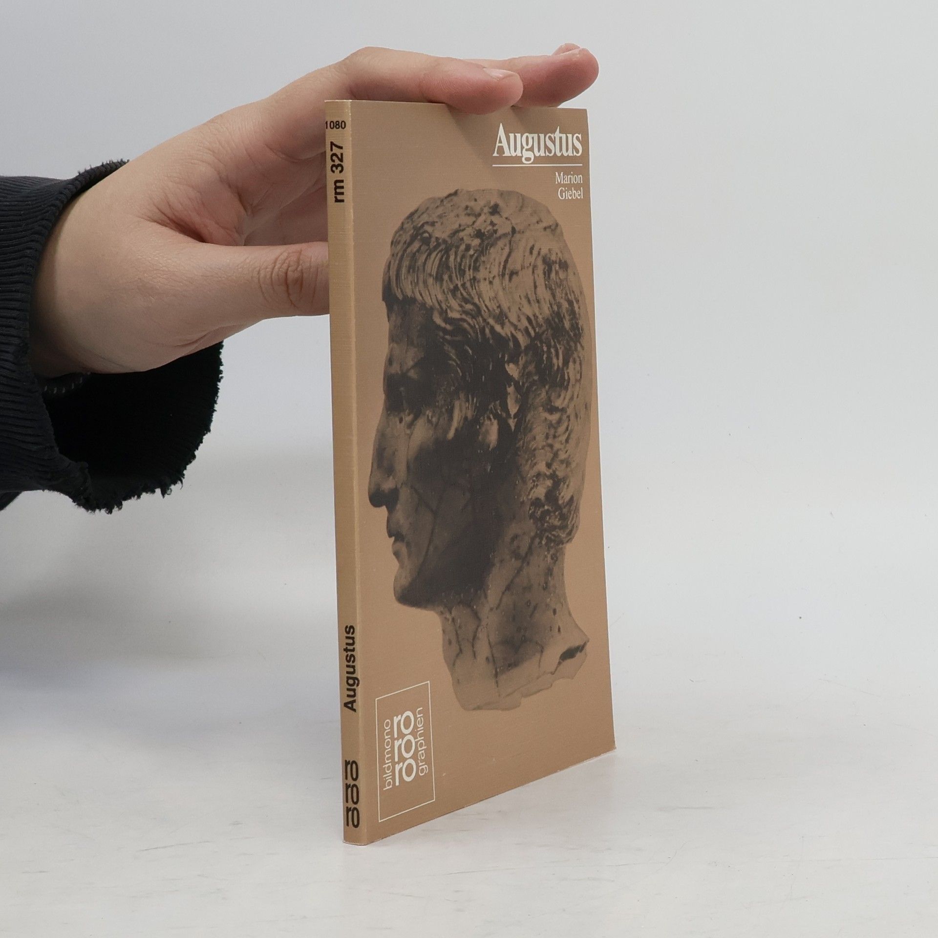 Marion Giebl Augustus