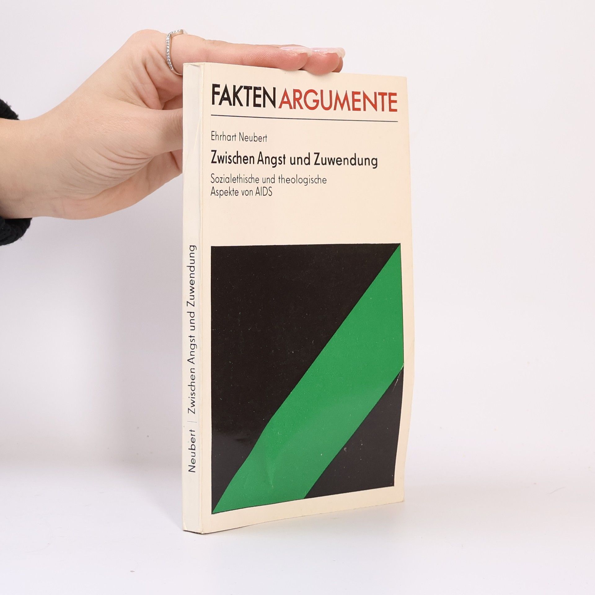 Ehrhart Neubert Zwischen Angst und Zuwendung