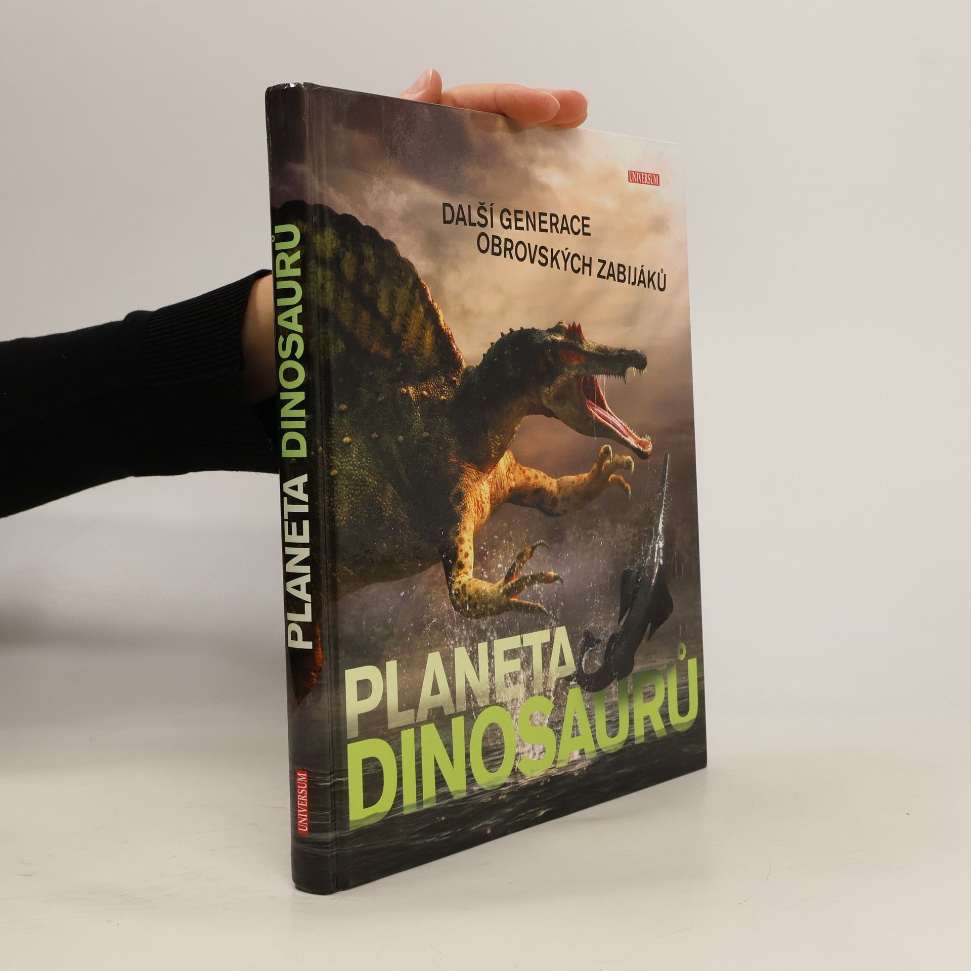 Cavan Scott Planeta dinosaurů. Další generace obrovských zabijáků