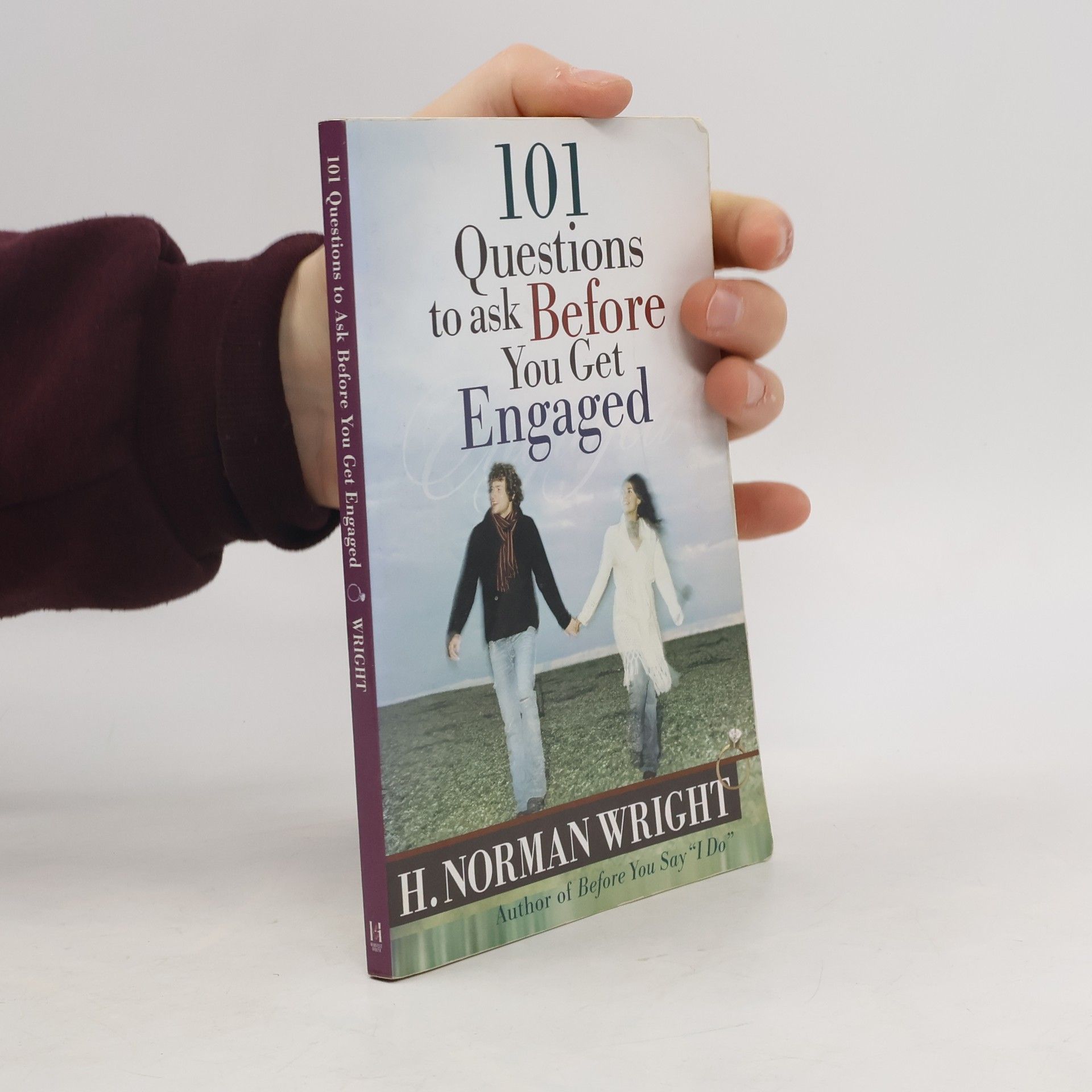 Wright Norman 101 Questions to Ask Before You Get Engaged