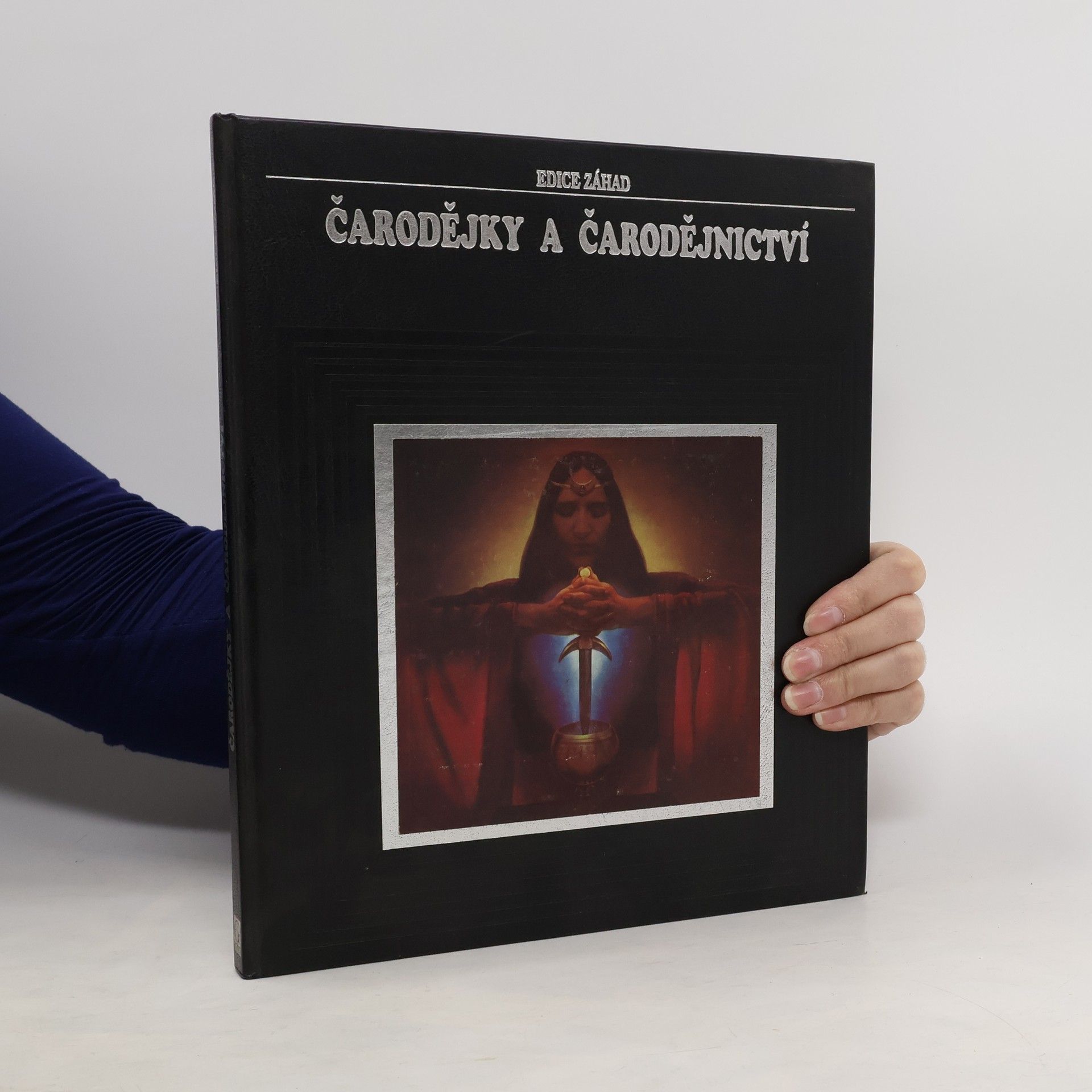 Janet P. Cave Čarodějky a čarodějnictví