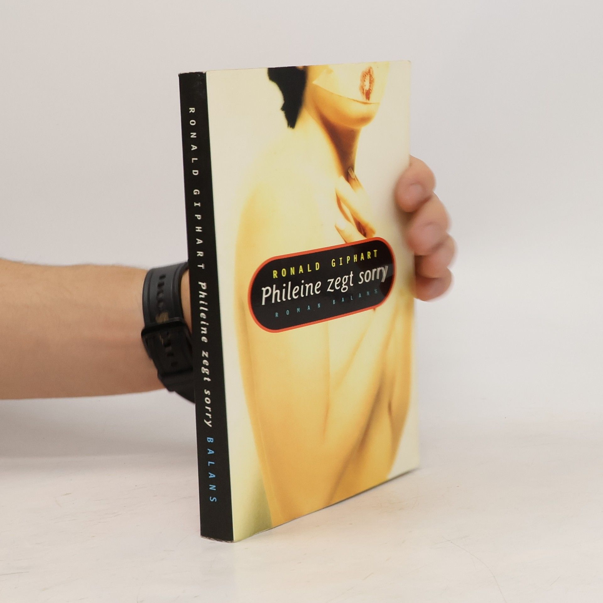 Ronald Giphart Phileine zegt sorry