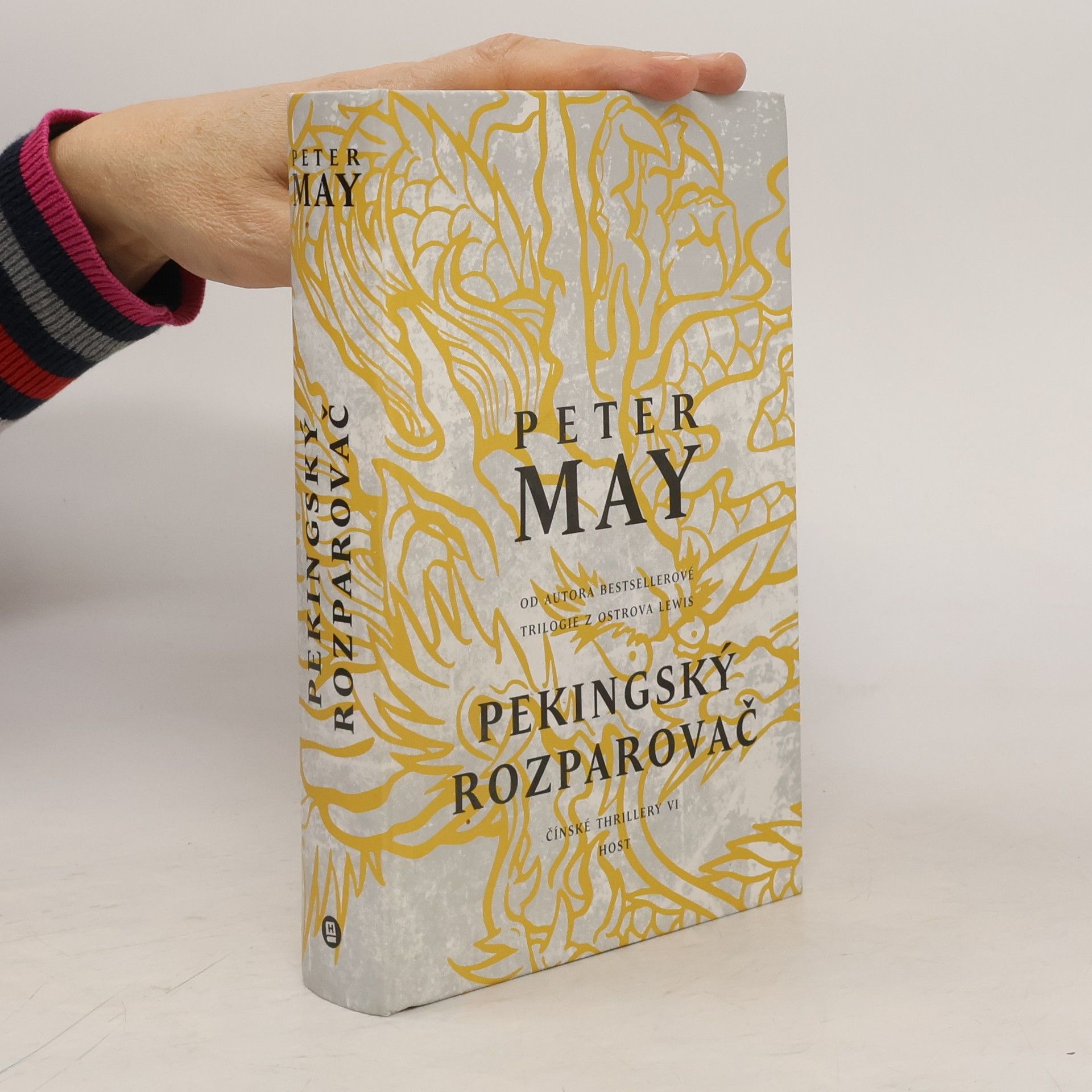 Peter May Pekingský rozparovač