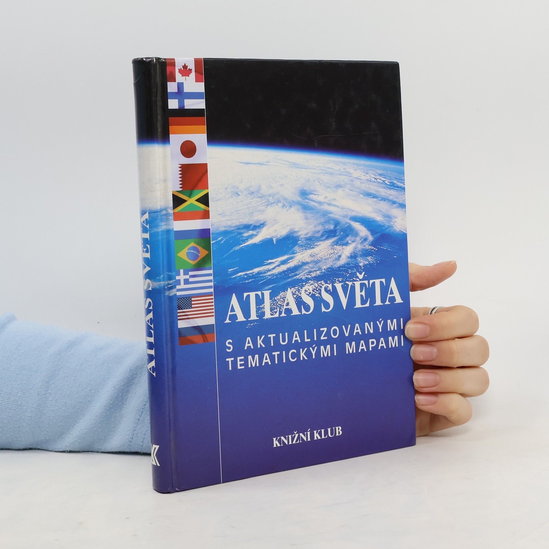 Atlas světa s aktualizovanými tematickými mapami