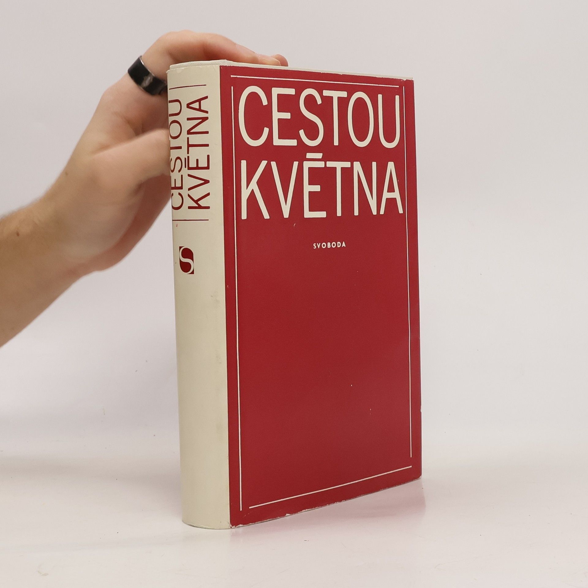 Kolektív autorov Cestou května