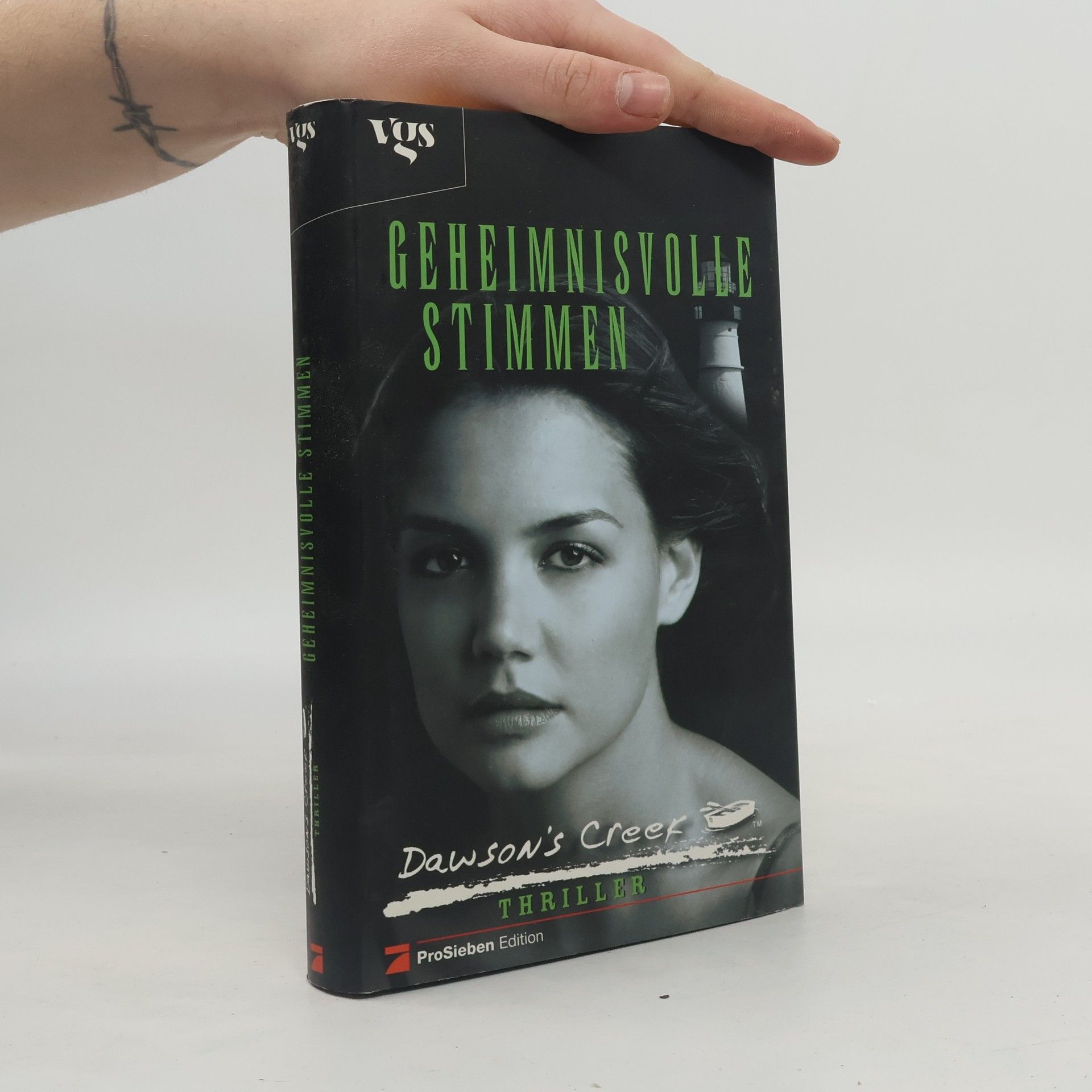 Holly Henderson Geheimnisvolle Stimmen. Thriller
