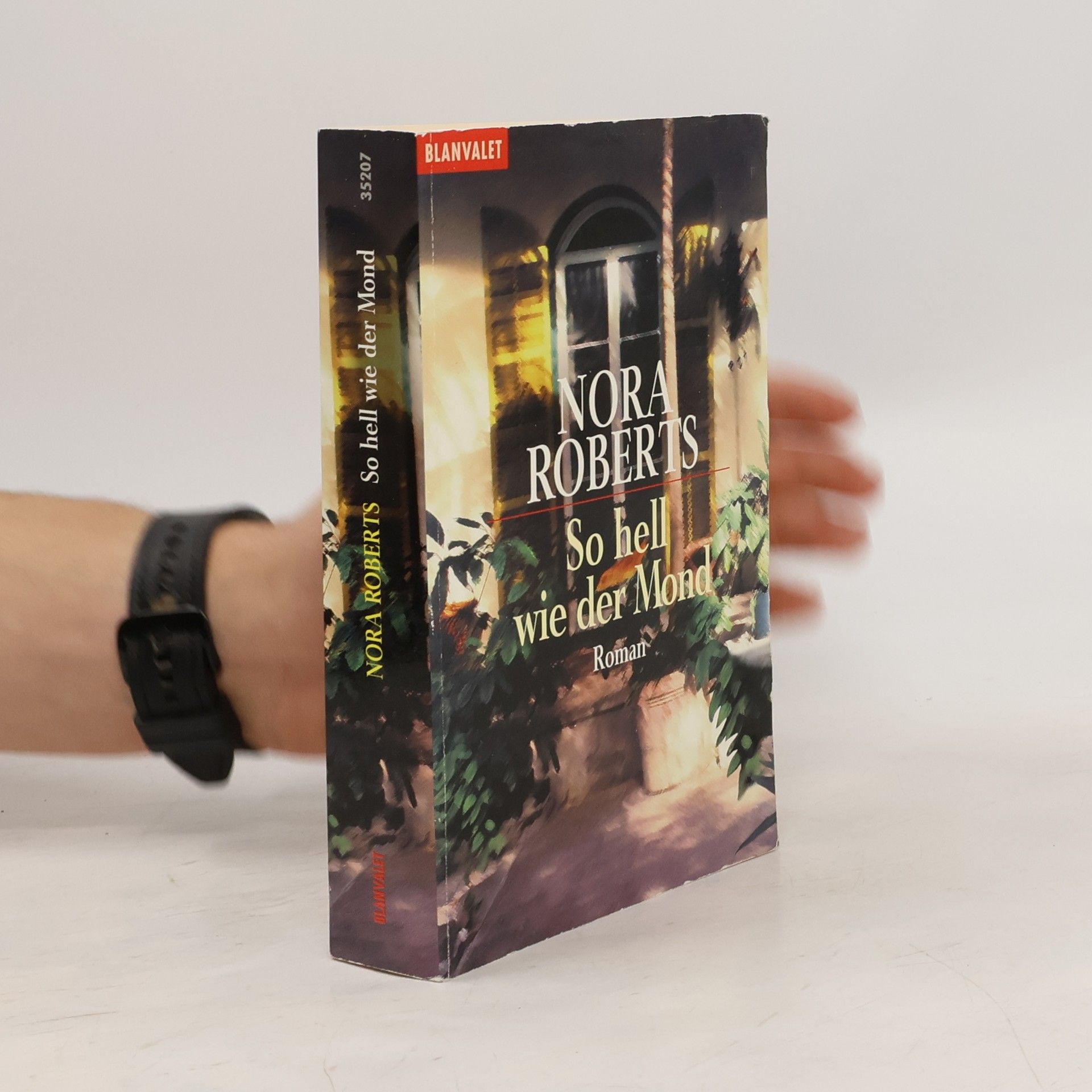 So hell wie der Mond