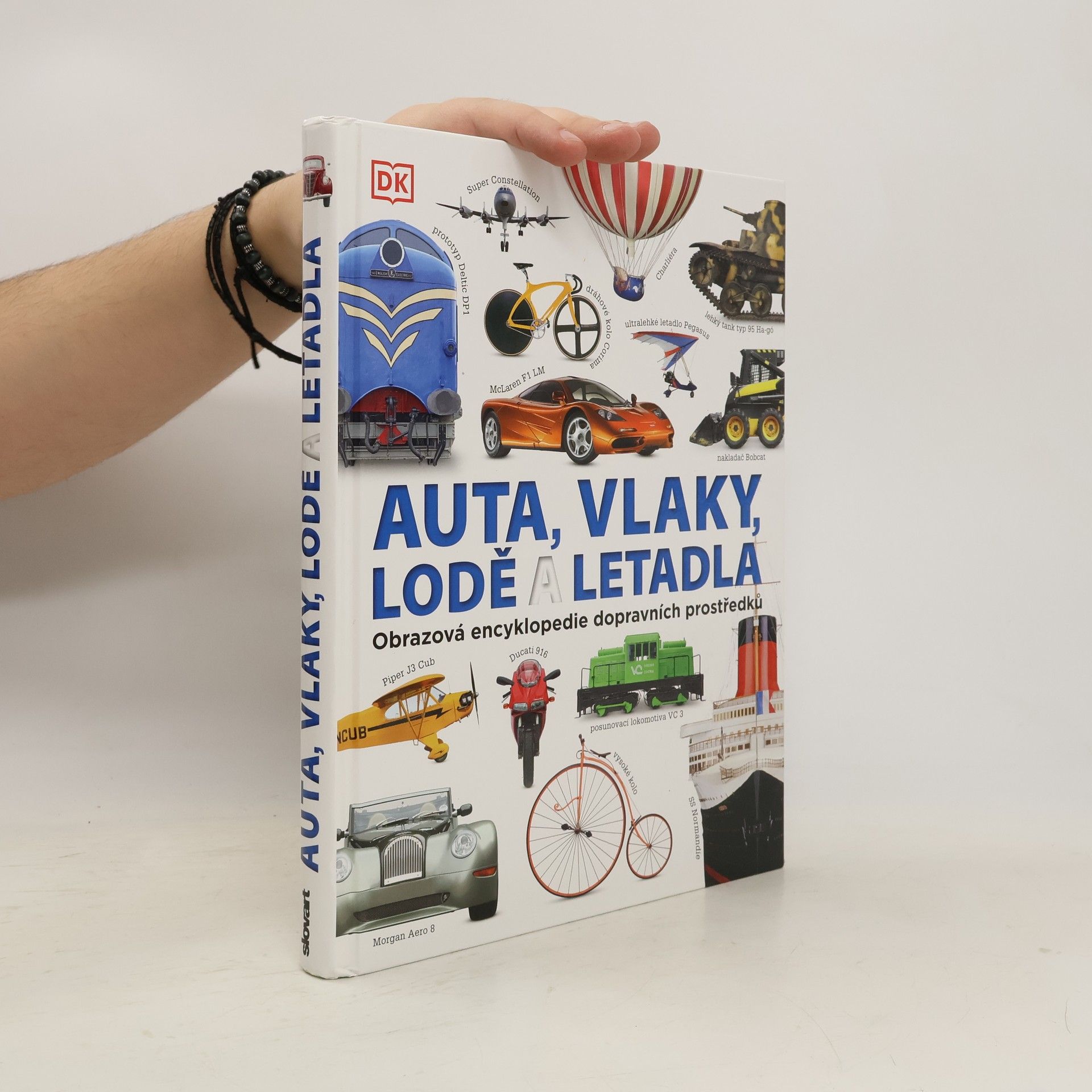 Auta, vlaky, lodě a letadla